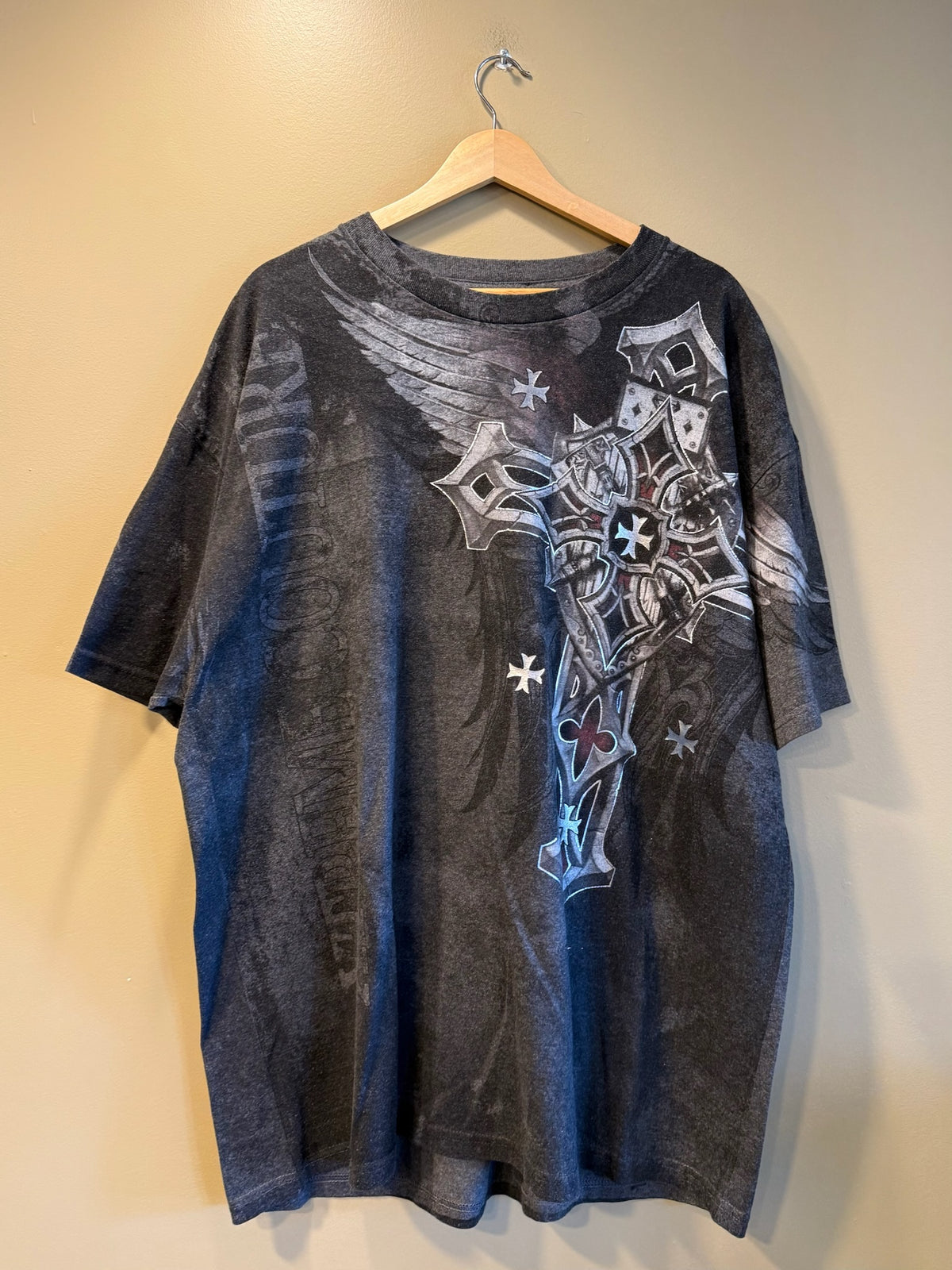 Vintage Y2K Xtreme Couture Gothic Cross T-Shirt - XXL
