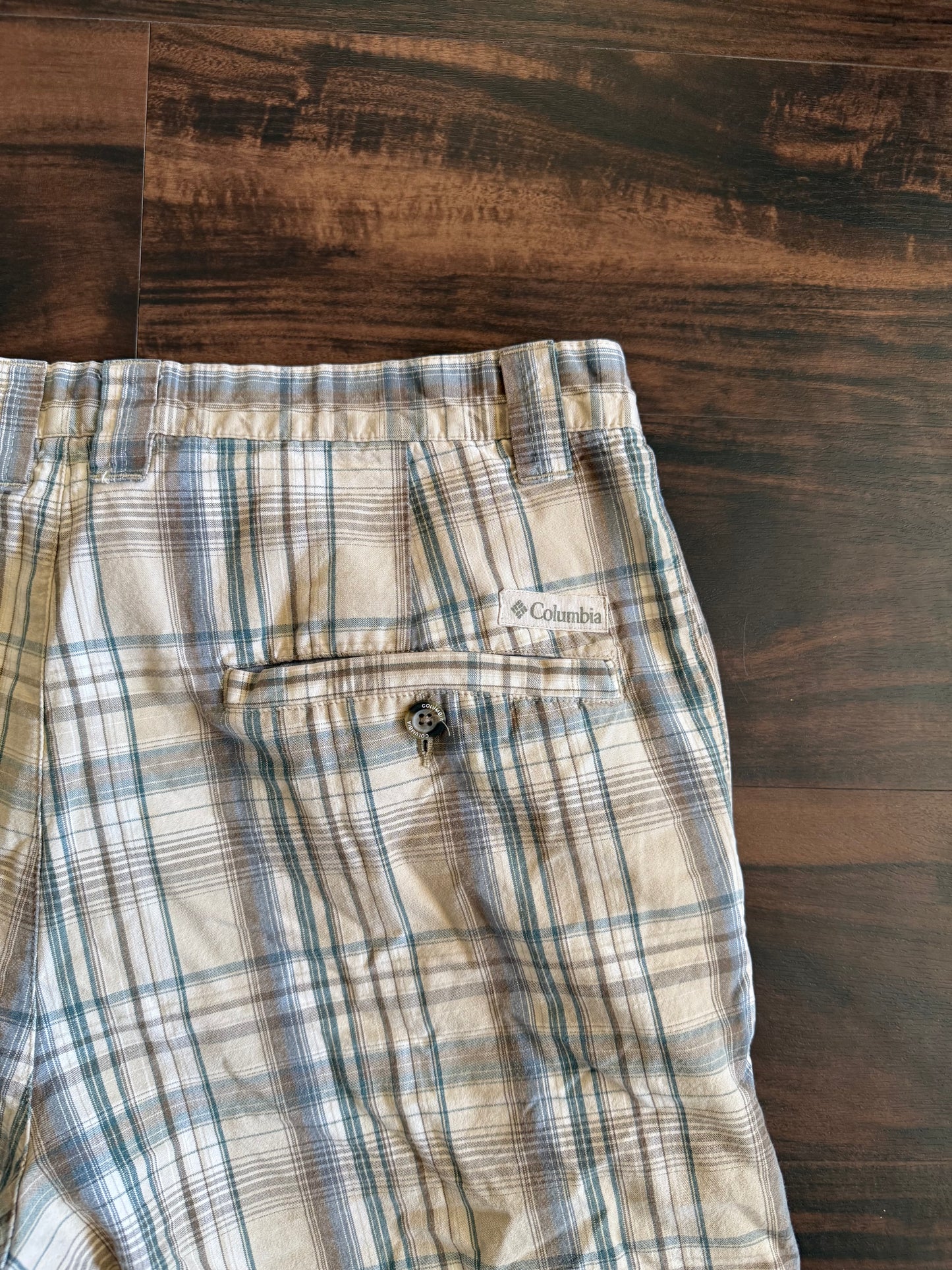 Vintage Columbia Tan Checkered Shorts- 34