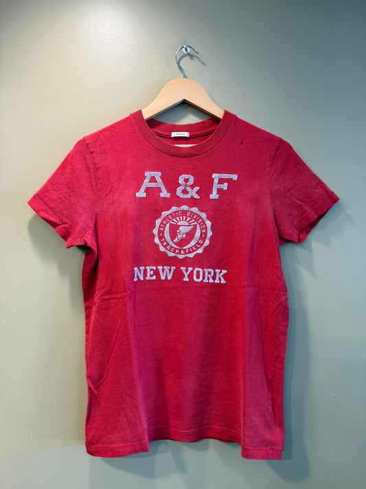 Vintage Y2K Abercrombie & Fitch Red T-Shirt- S