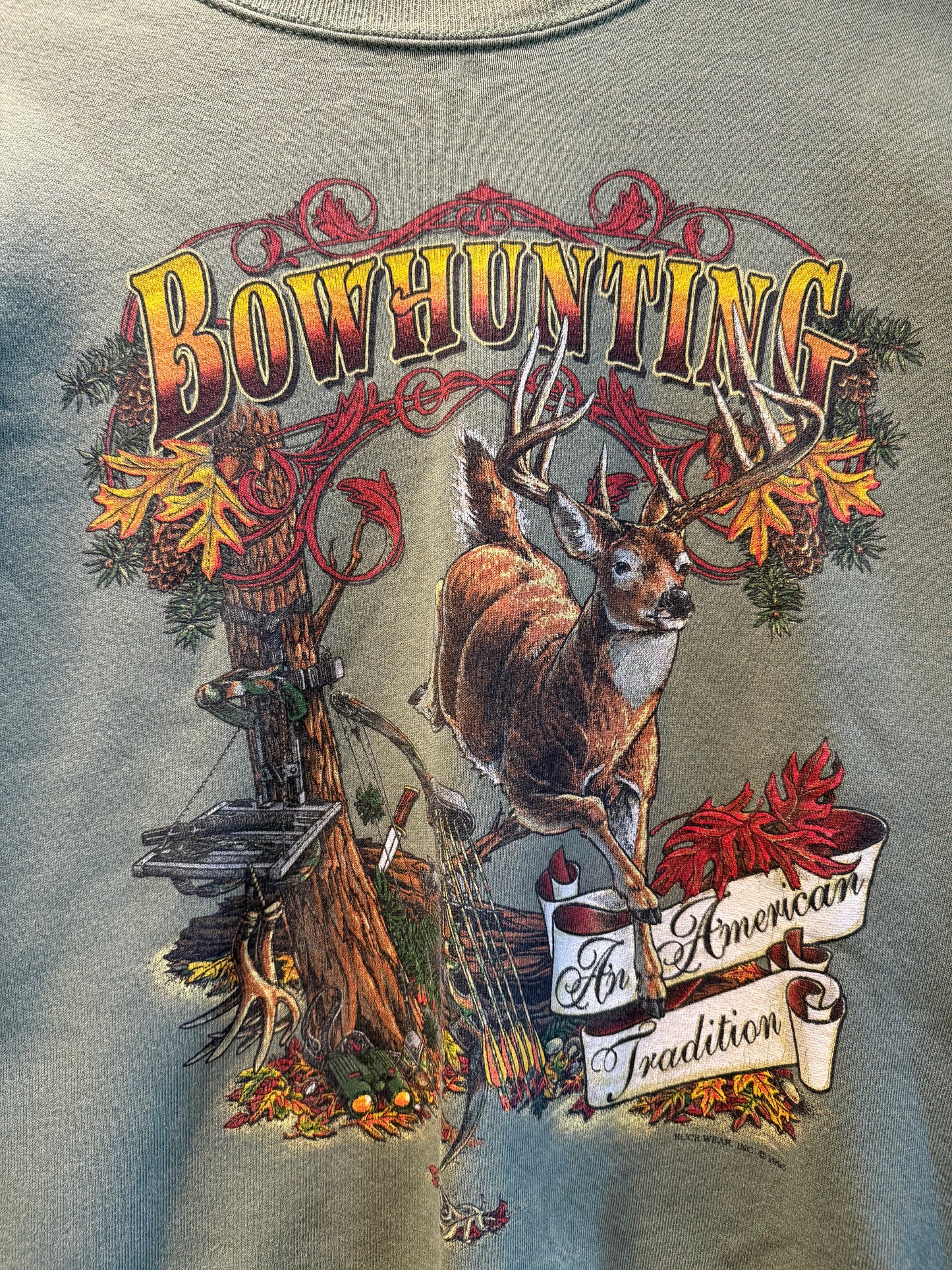 Vintage Deer Bowhunting Green Nature Crewneck Sweatshirt- XL