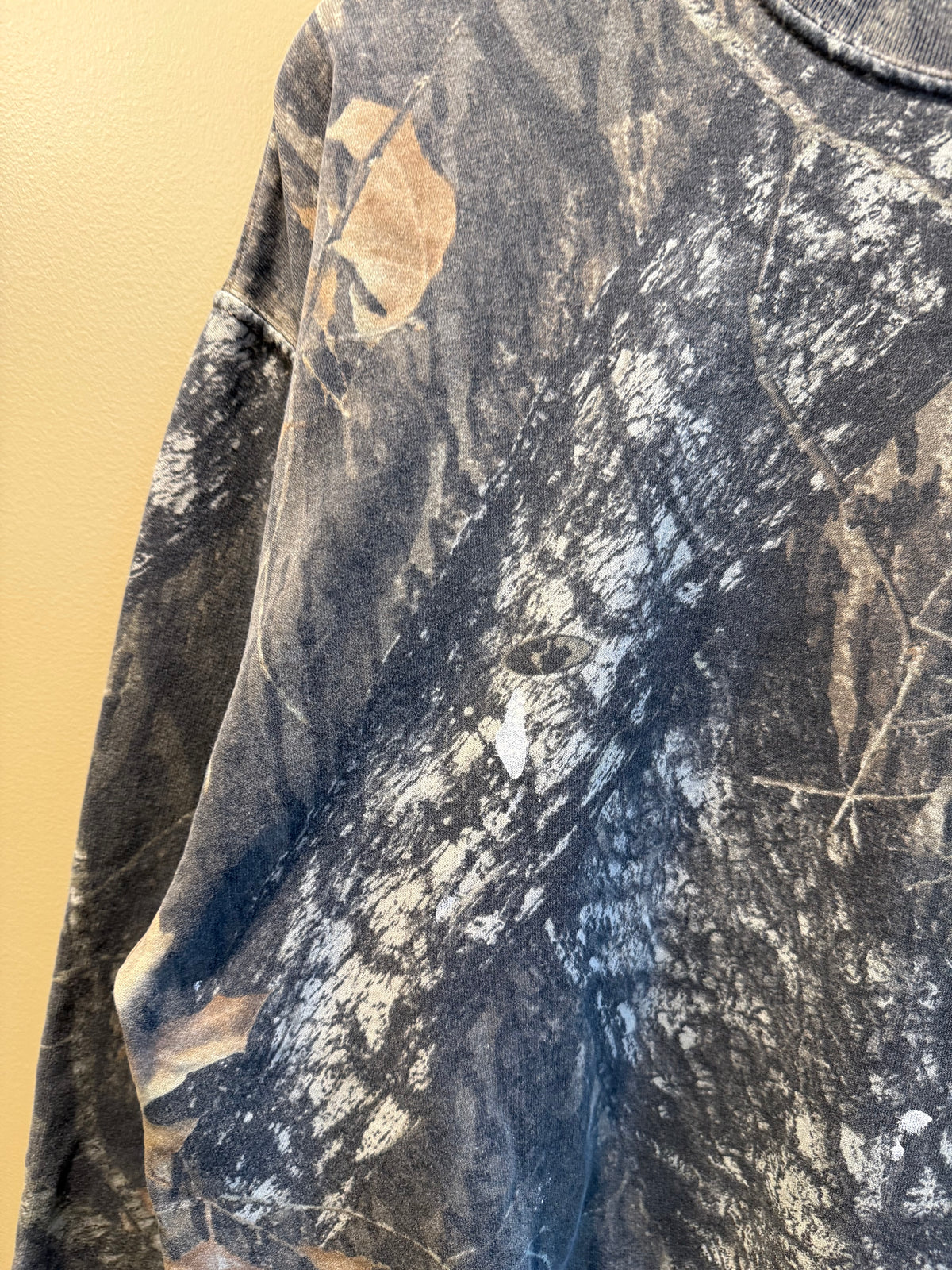 Vintage Jerzees Outdoors Mossy Oak Paint Stained Tree Camo Crewneck Sweatshirt- L