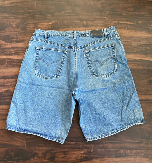 Vintage Levi’s Silver Tab Denim Jean Shorts- 40