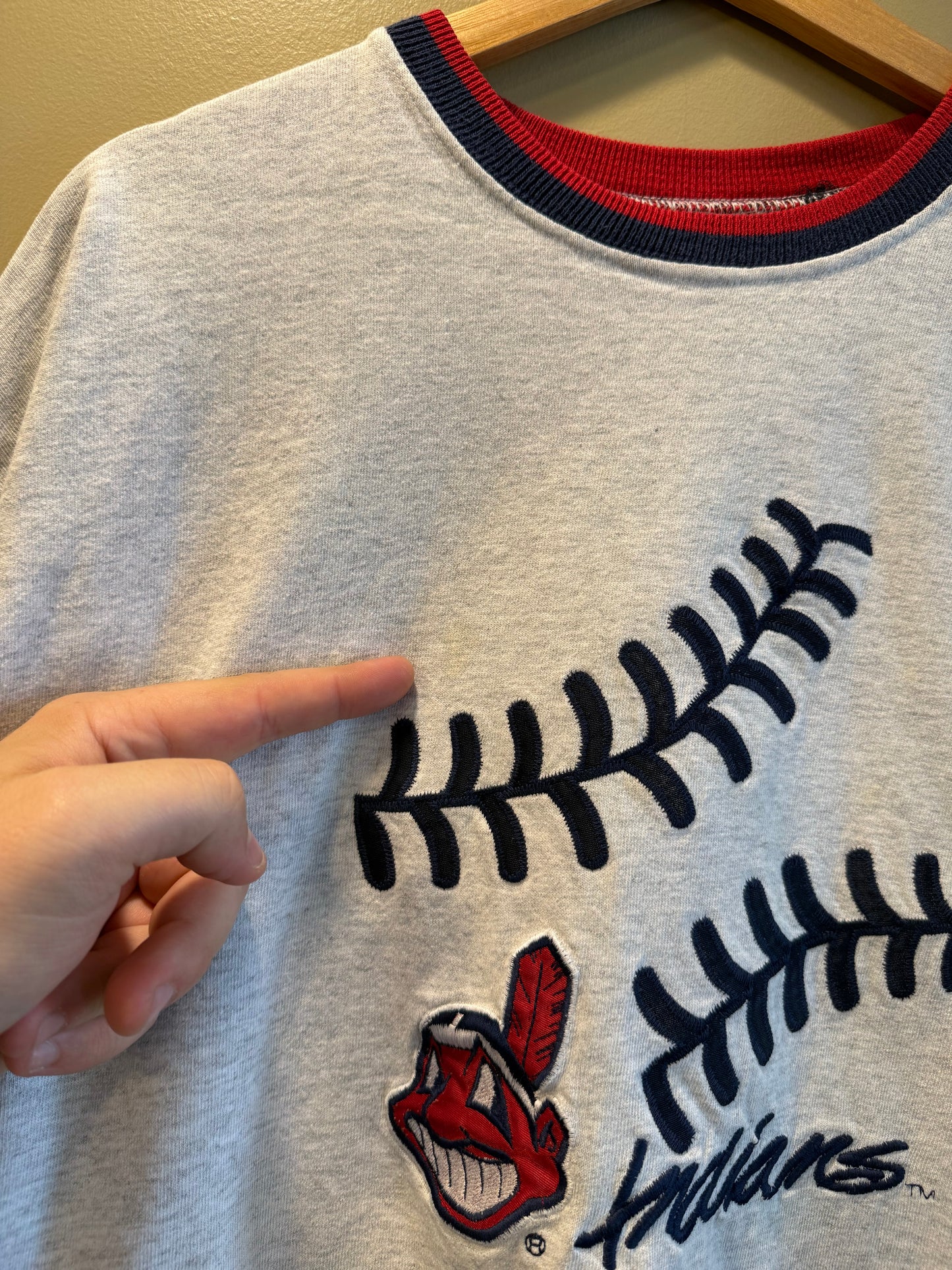 Vintage Cleveland Indians Embroidered Baseball T-Shirt- XL