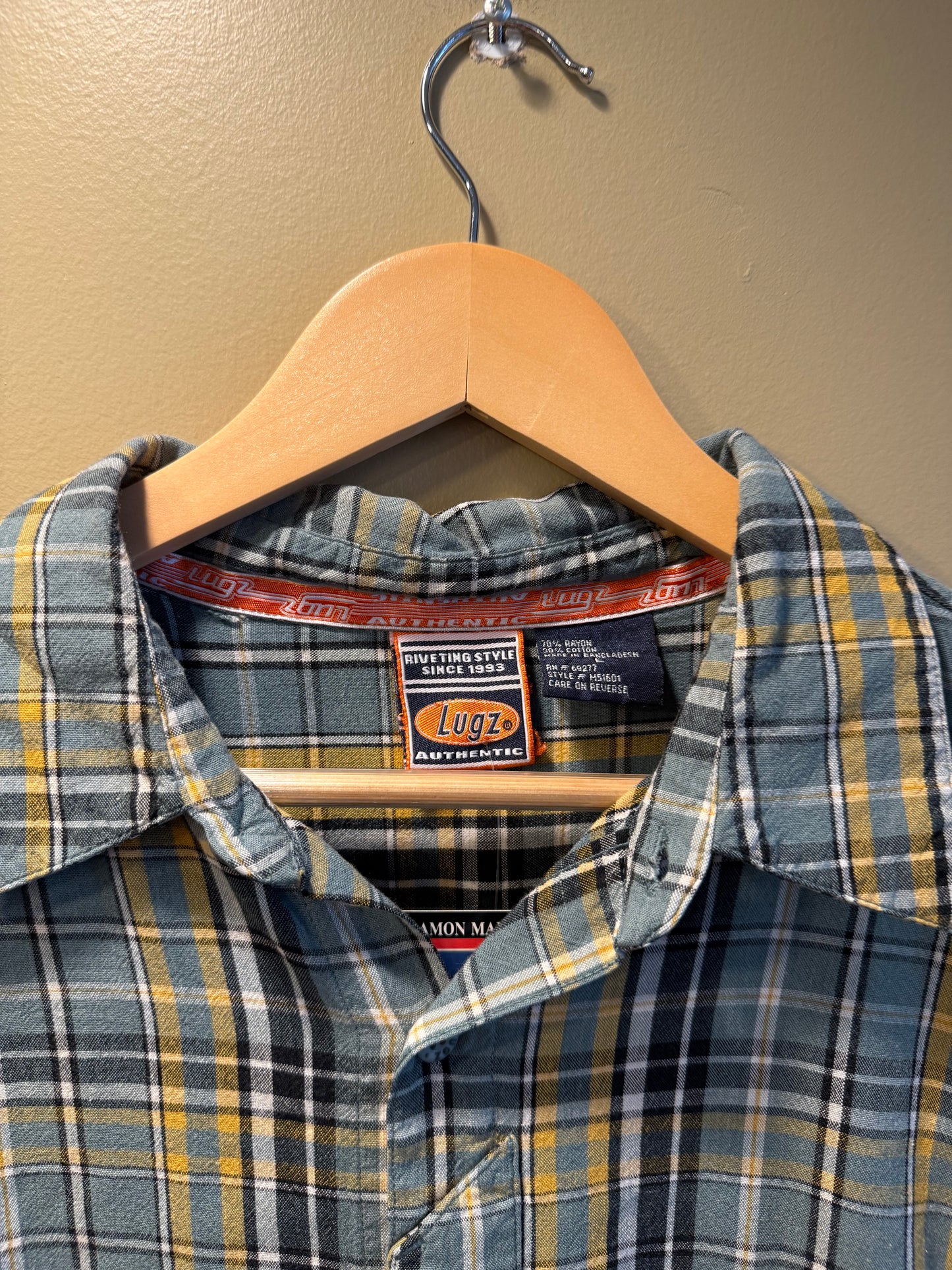 Vintage Lugz Skatewear Checkered Button-Up Shirt- L/XL