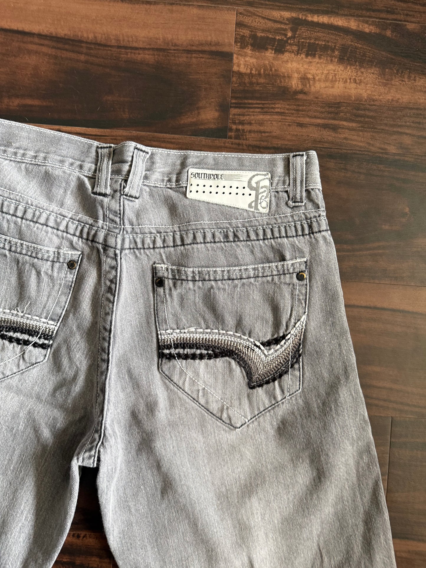 Vintage Y2K South Pole Baggy Streetwear Gray Denim Jean Shorts- 34