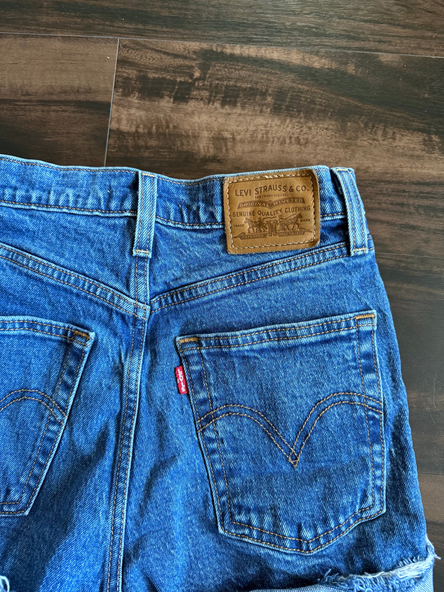 Levi’s Distressed Ribcage Denim Jean Shorts- 26
