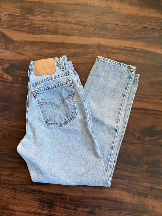 Vintage Levi’s Orange Tab Light Wash Denim Jeans- 27x28