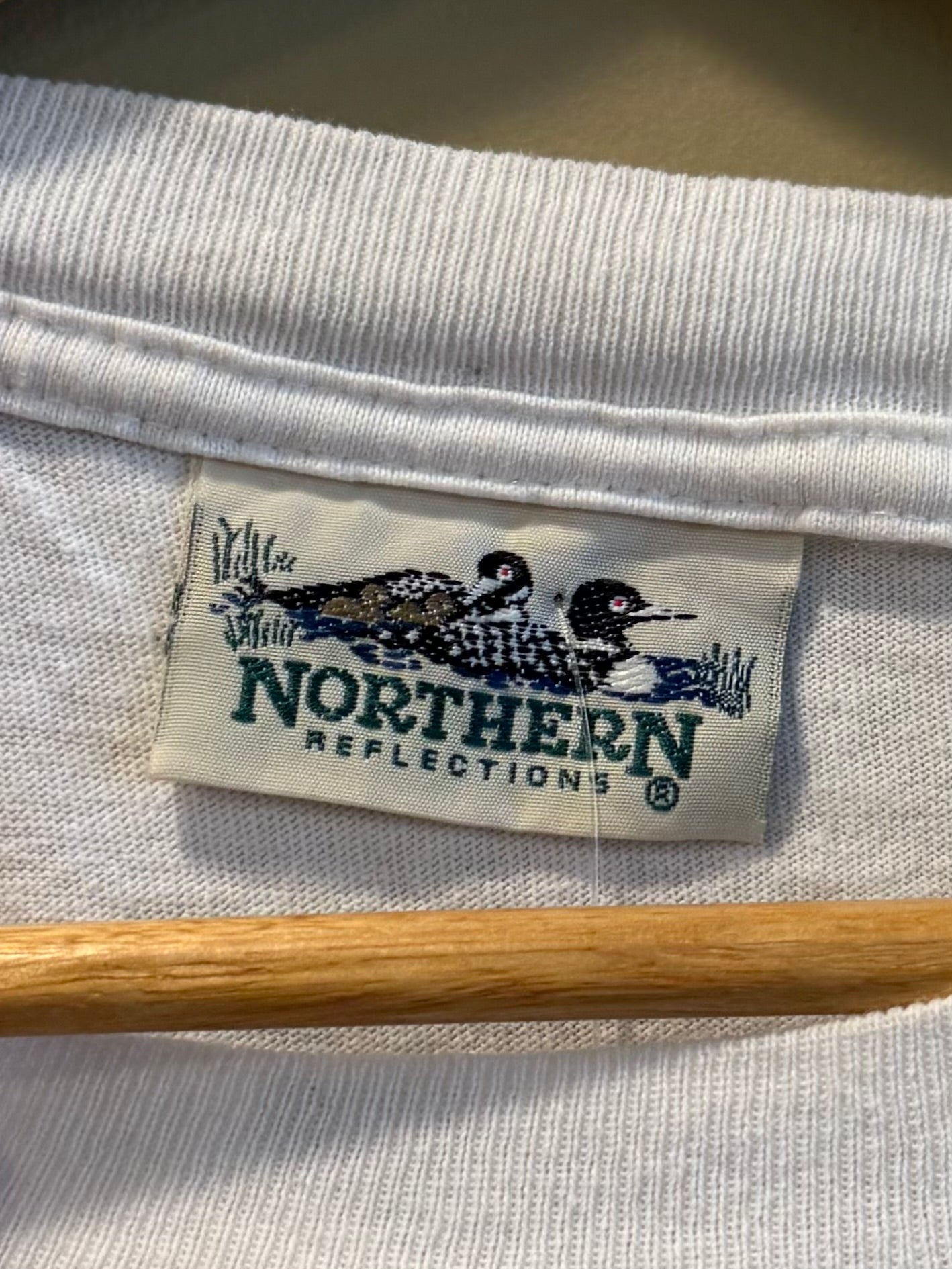 Vintage Blue Bird House Nature T-Shirt- L