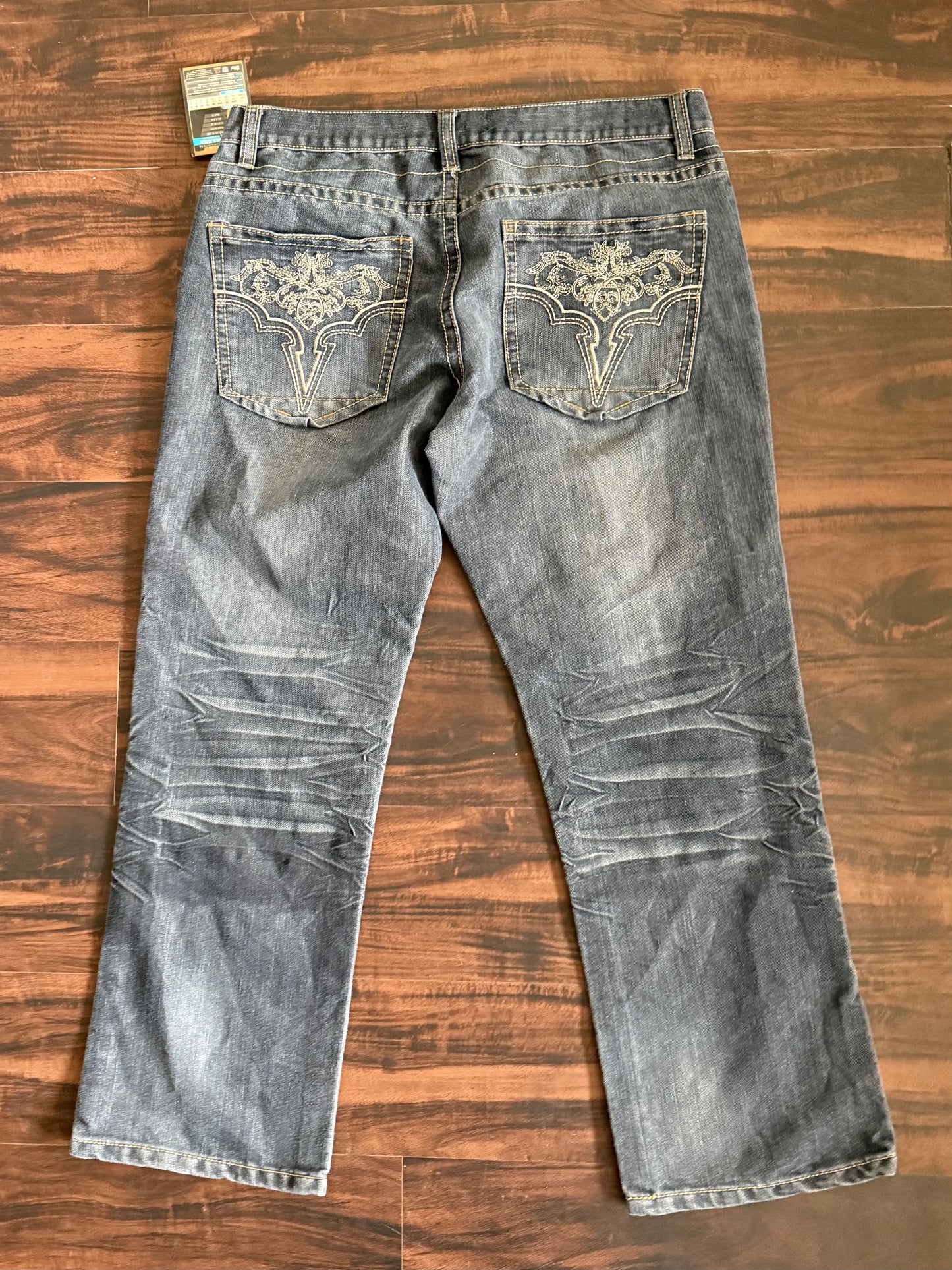 Vintage Y2K Avirex Embroidered Streetwear Jeans- 36x31