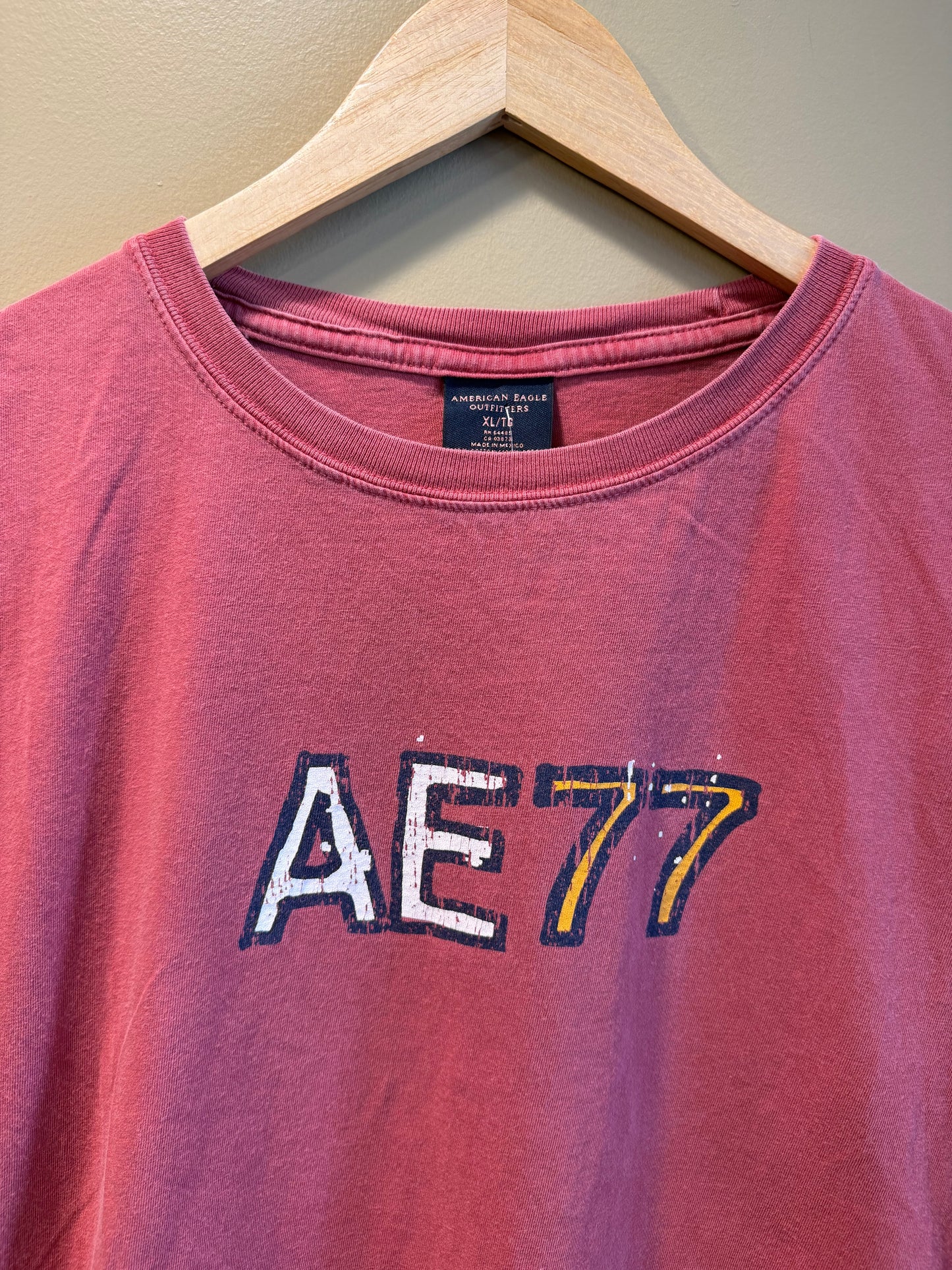 Vintage American Eagle Outfitters Red T-Shirt- XL