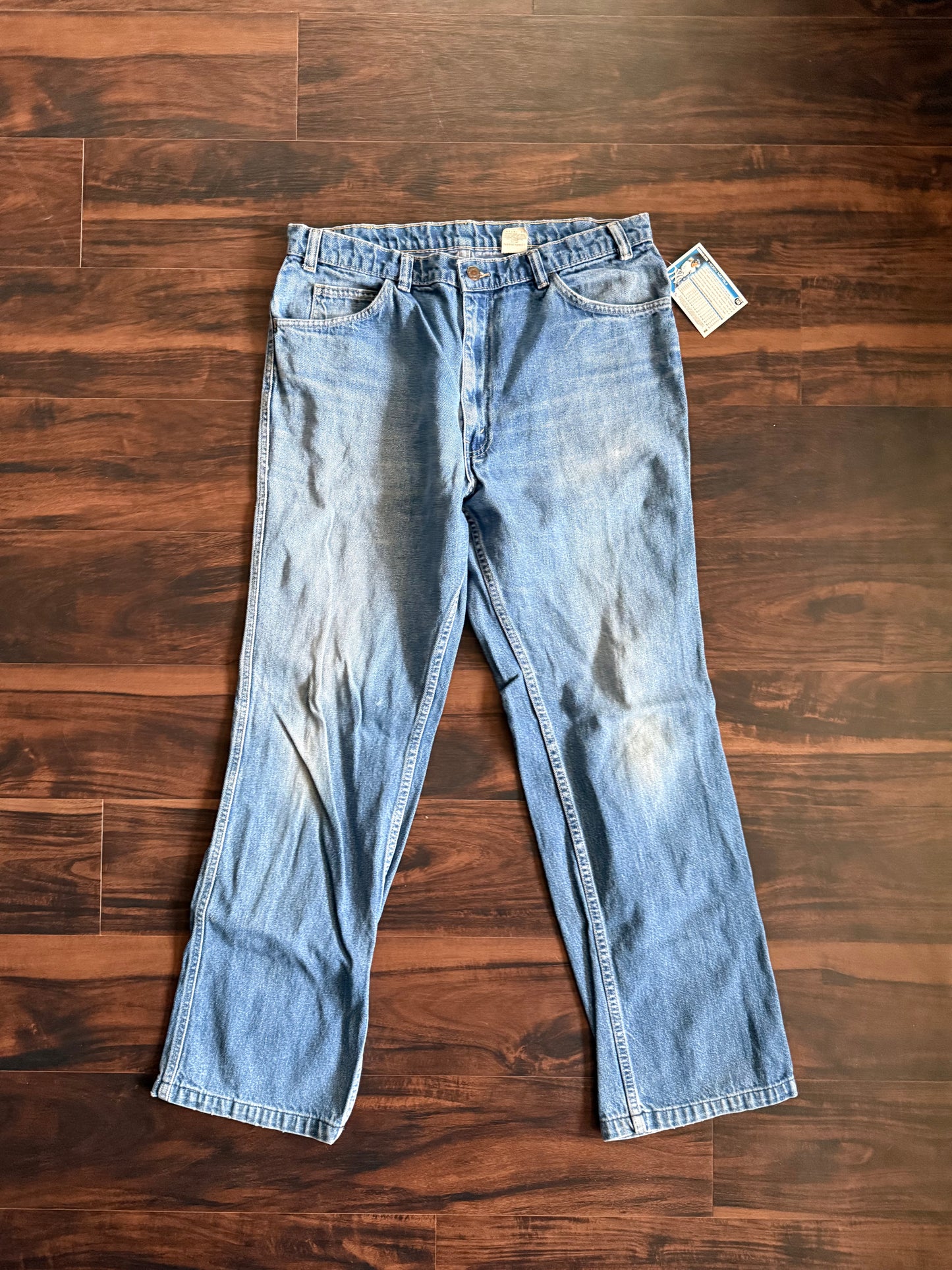 Vintage Levi’s Orange Tab Light Wash Denim Jeans- 33x31