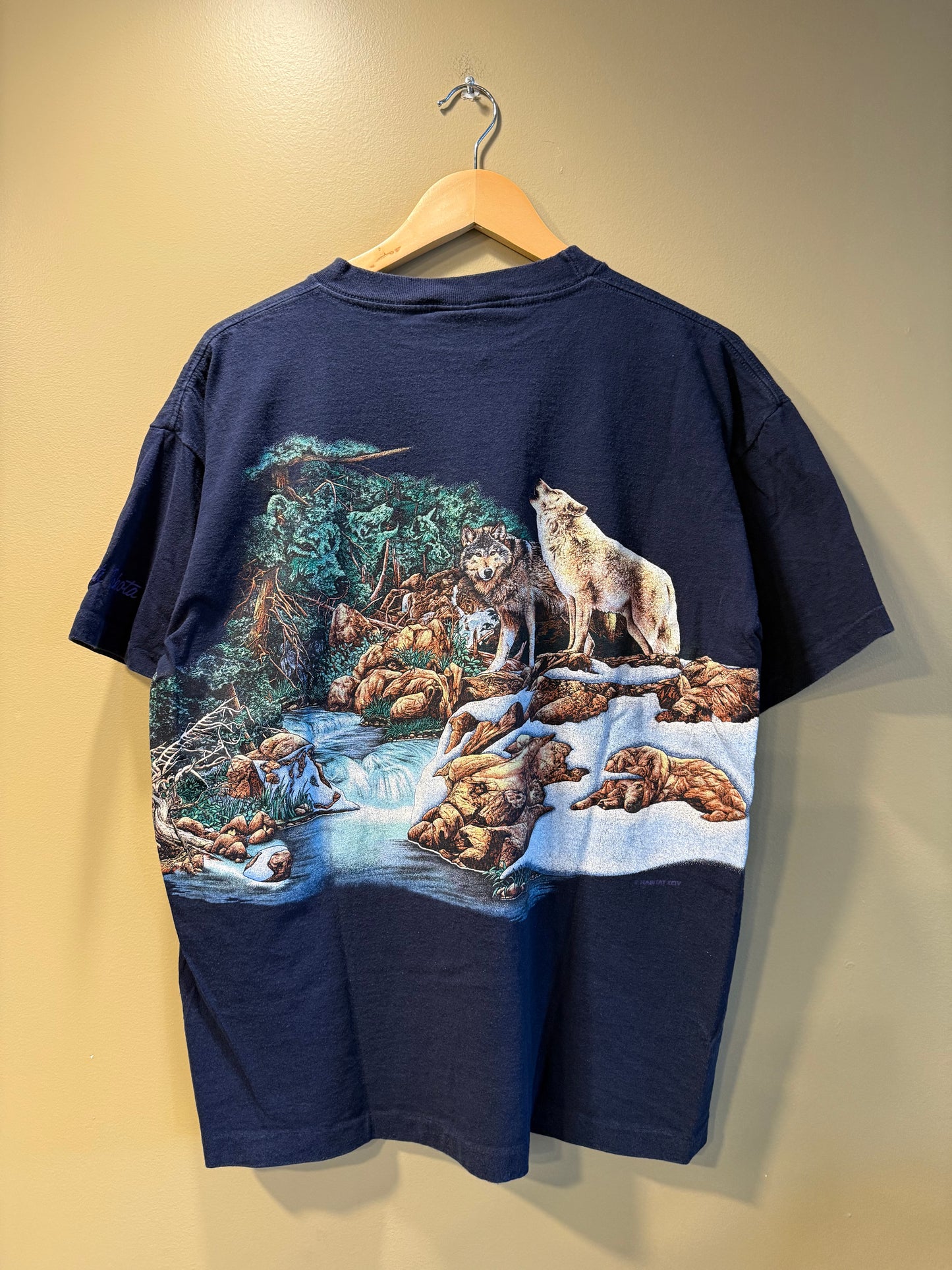 Vintage Wolves All Over Print Nature T-Shirt- L