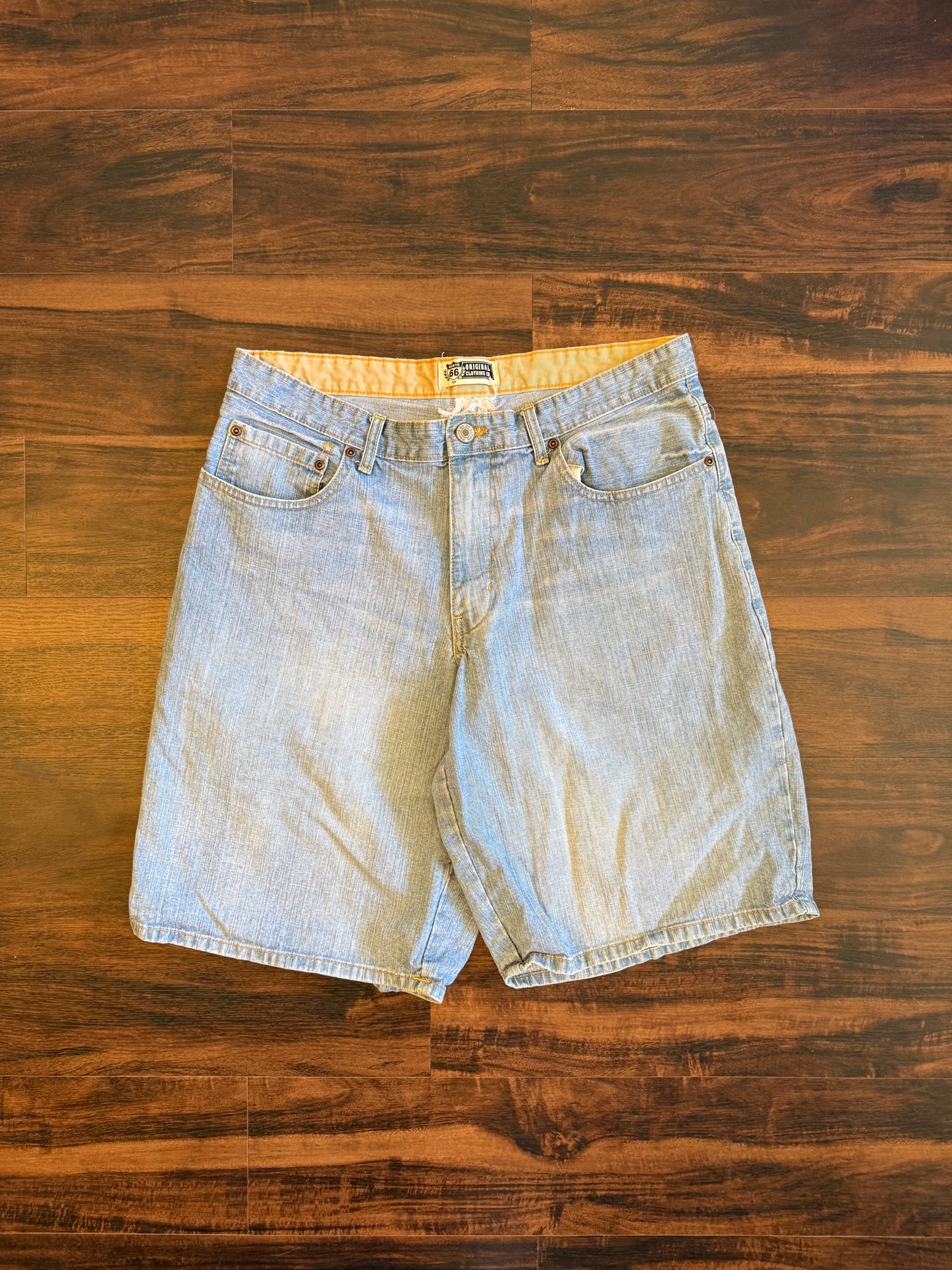 Vintage Route 66 Light Wash Denim Jean Shorts- 34