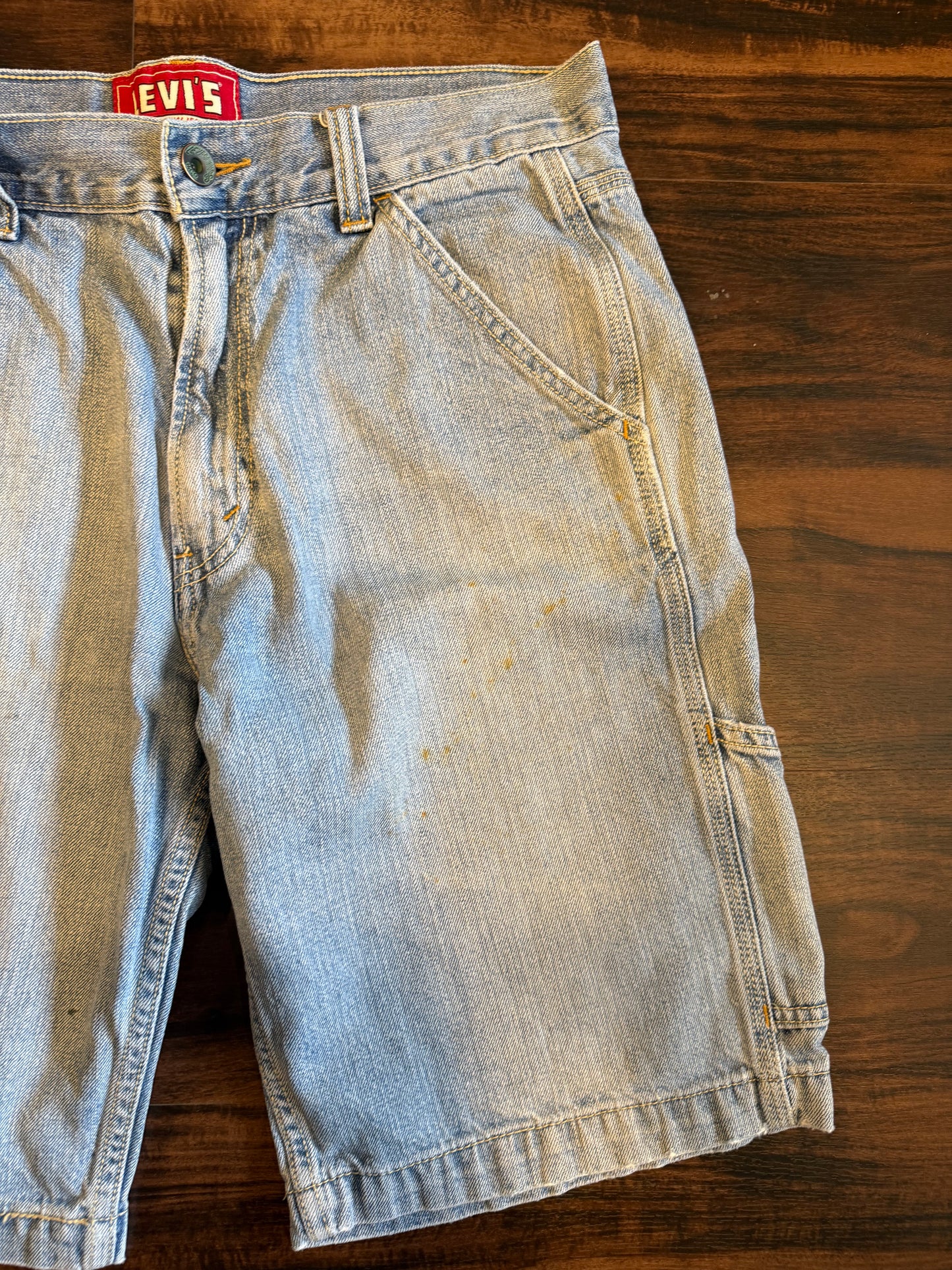 Vintage Levi’s Light Wash Carpenter Denim Jean Shorts- 34