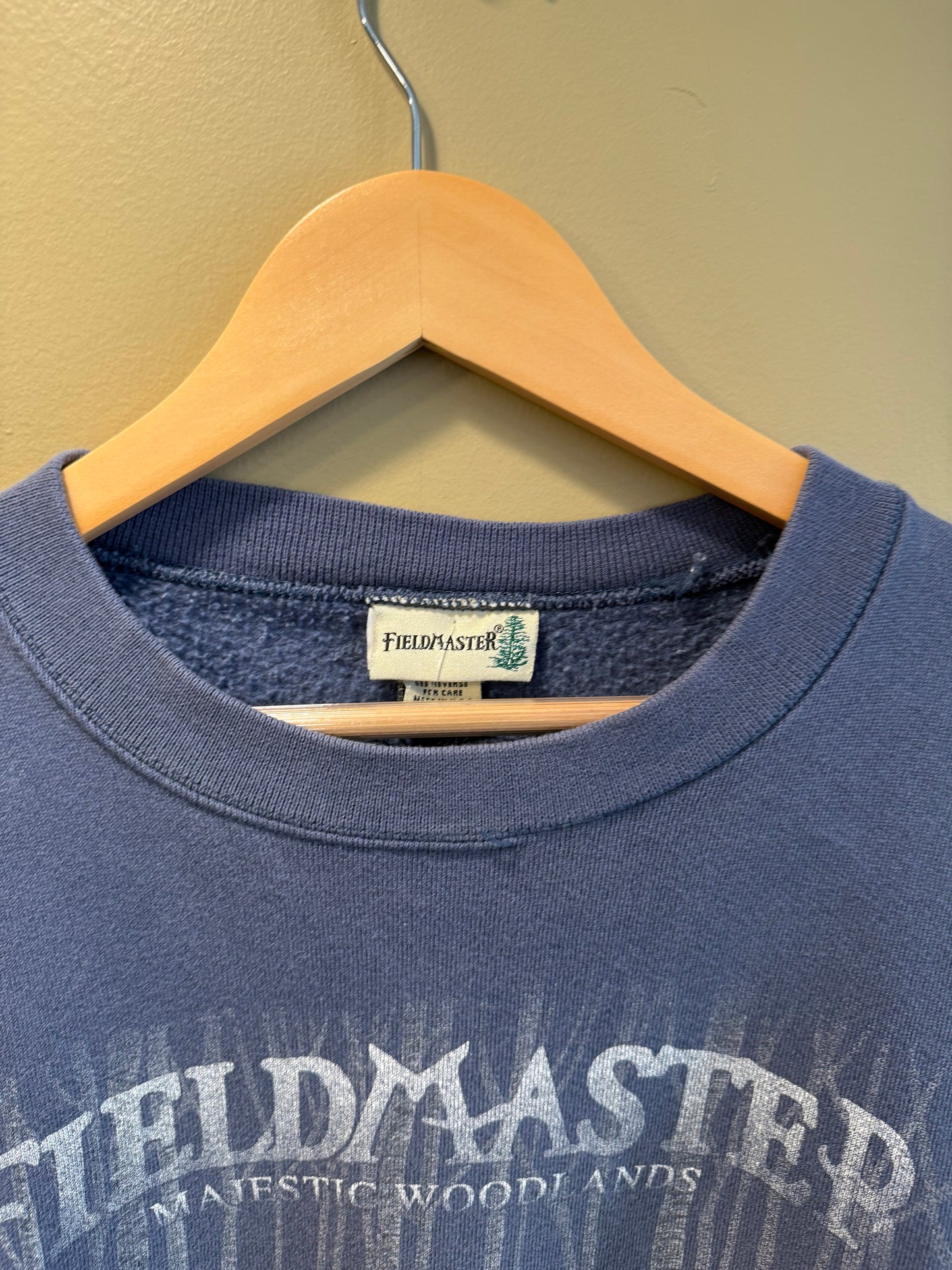 Vintage Fieldmaster Majestic Woodlands Wolf Pack Crewneck Sweatshirt- L