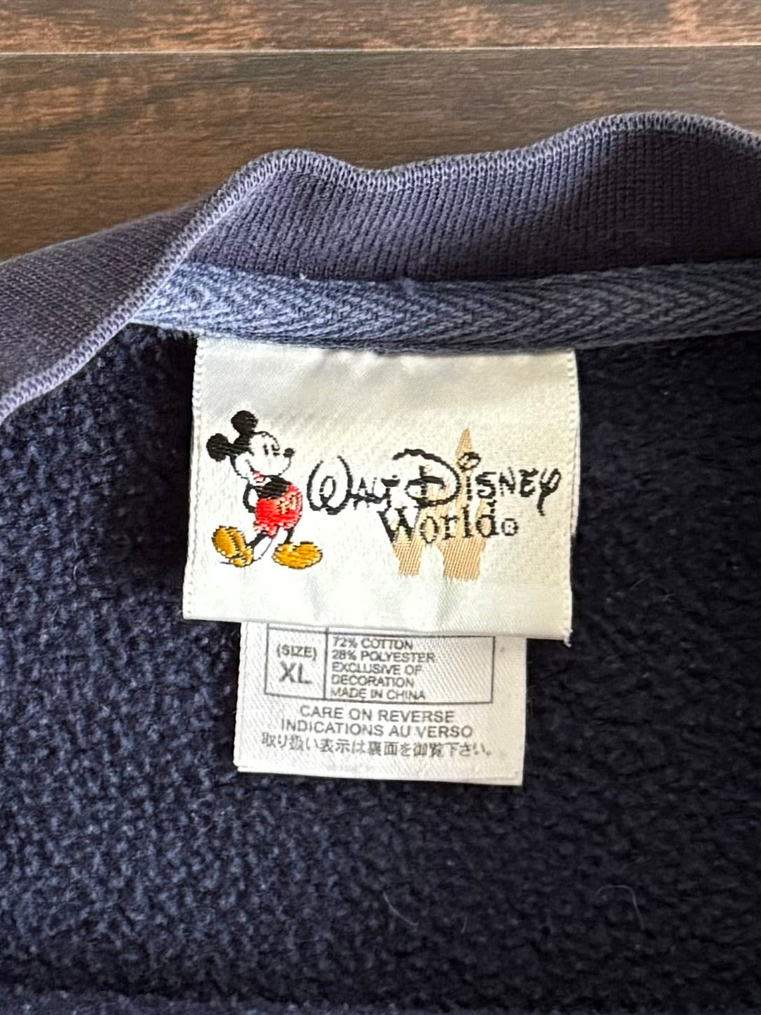 Vintage Walt Disney World Mickey Mouse USA Crewneck Sweatshirt- XL