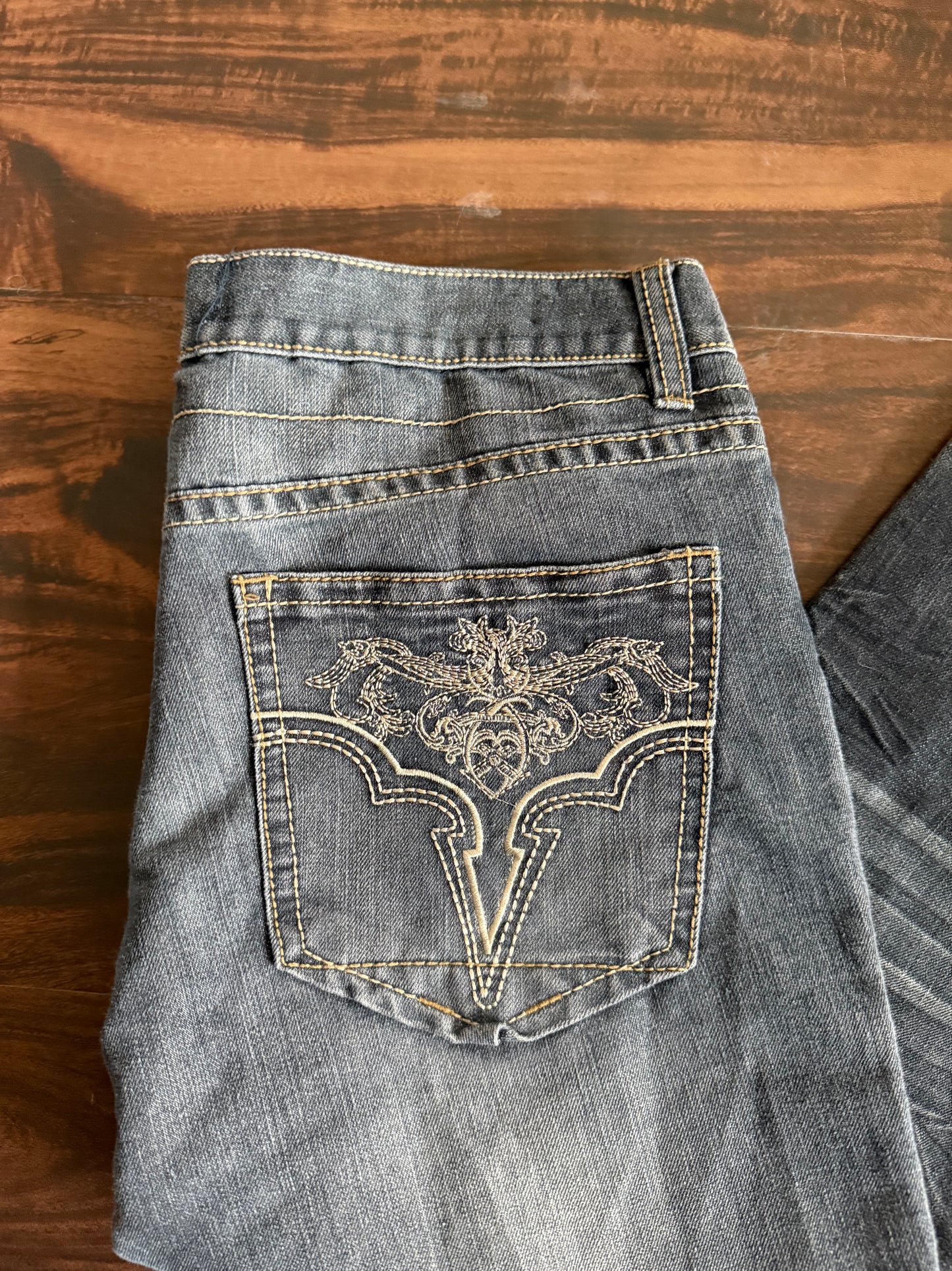 Vintage Y2K Avirex Embroidered Streetwear Jeans- 36x31