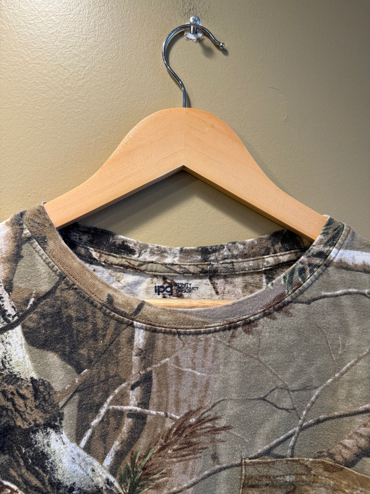 Vintage IPG Tree Camo Pocket T-Shirt- M
