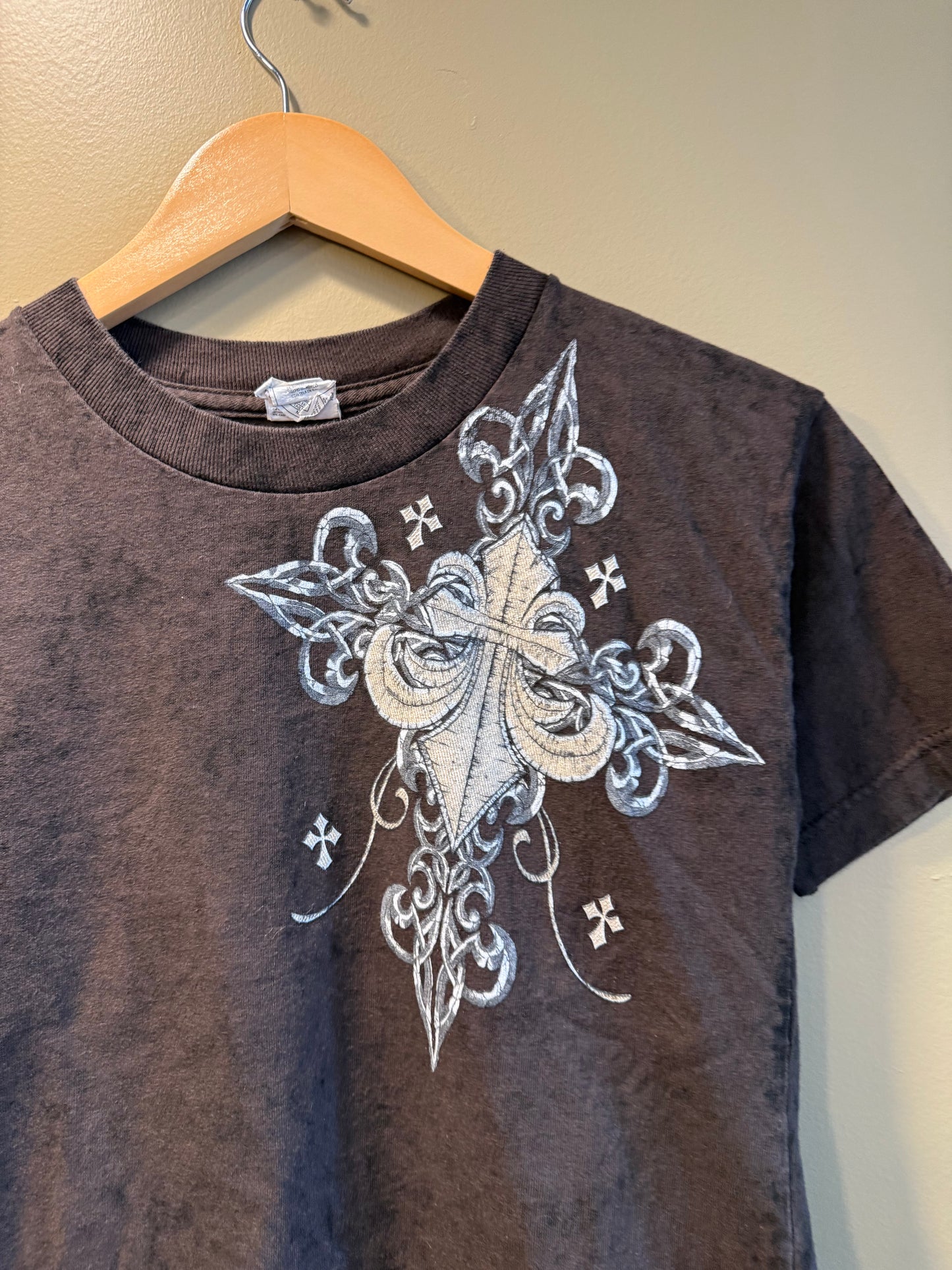 Vintage Y2K Brown Eagles & Crosses T-Shirt- S