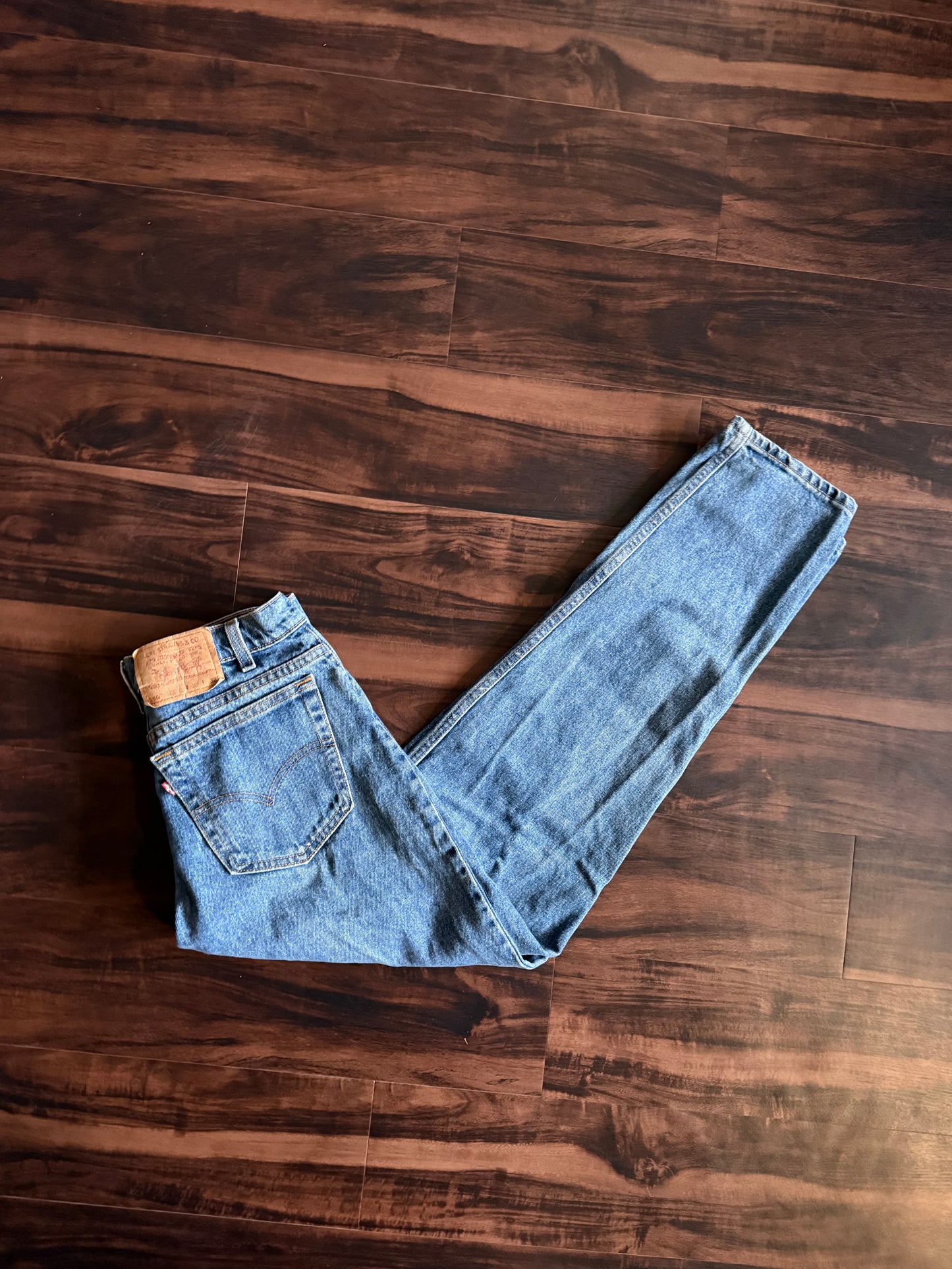 Vintage Levi’s 550 Denim Jeans- 30x33