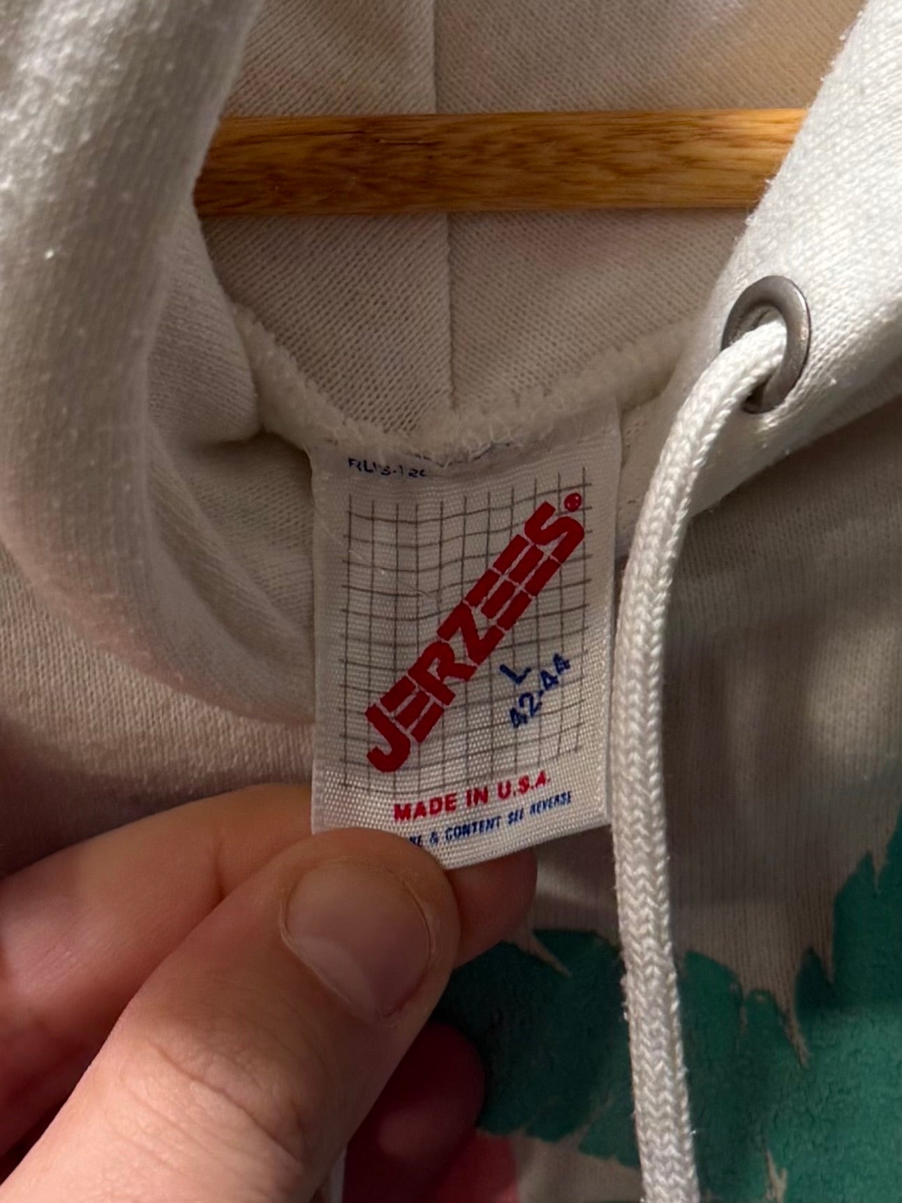 Vintage Myrtle Beach White Hoodie Sweatshirt- S/M