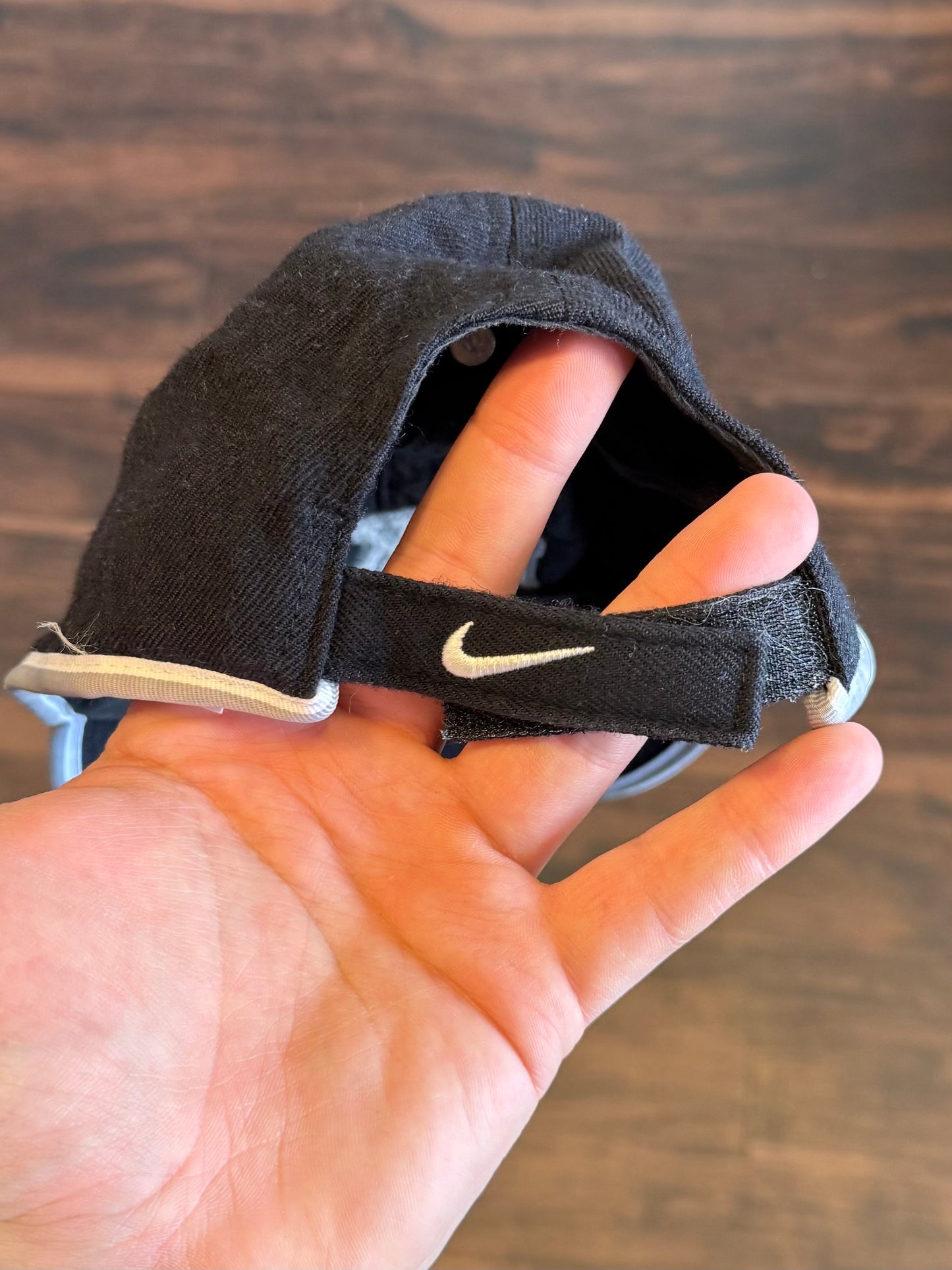 Vintage Nike Black Strap-Back Hat