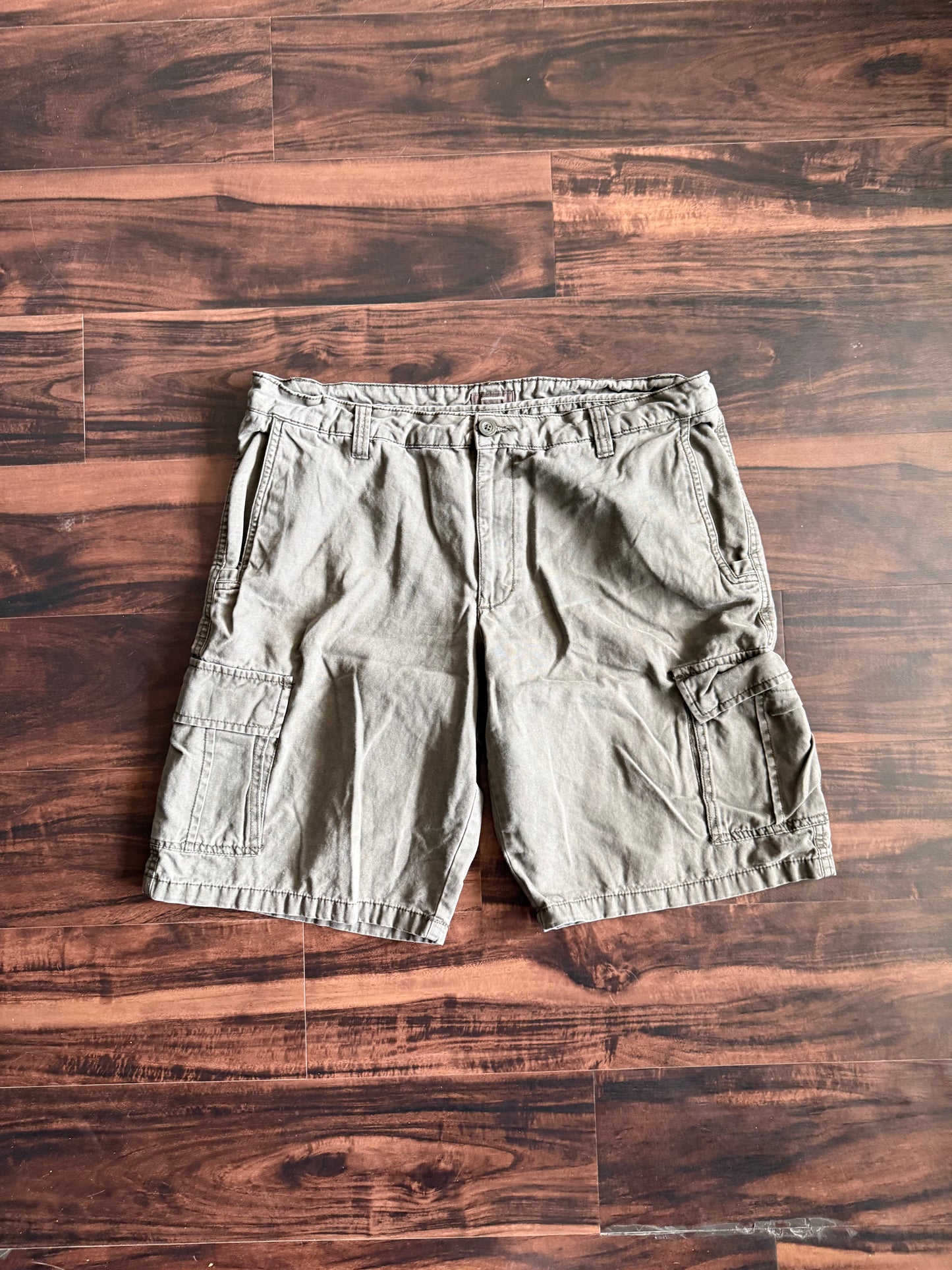 Vintage Denver Hayes Cotton Cargo Shorts- 36