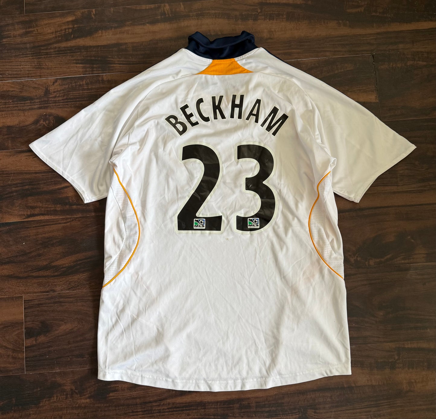Vintage MLS Los Angeles Galaxy David Beckham Soccer Jersey- M