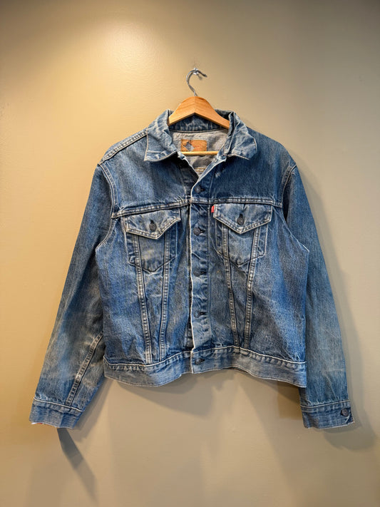 Vintage Levi’s Trucker Style Sun Faded Denim Jacket- S
