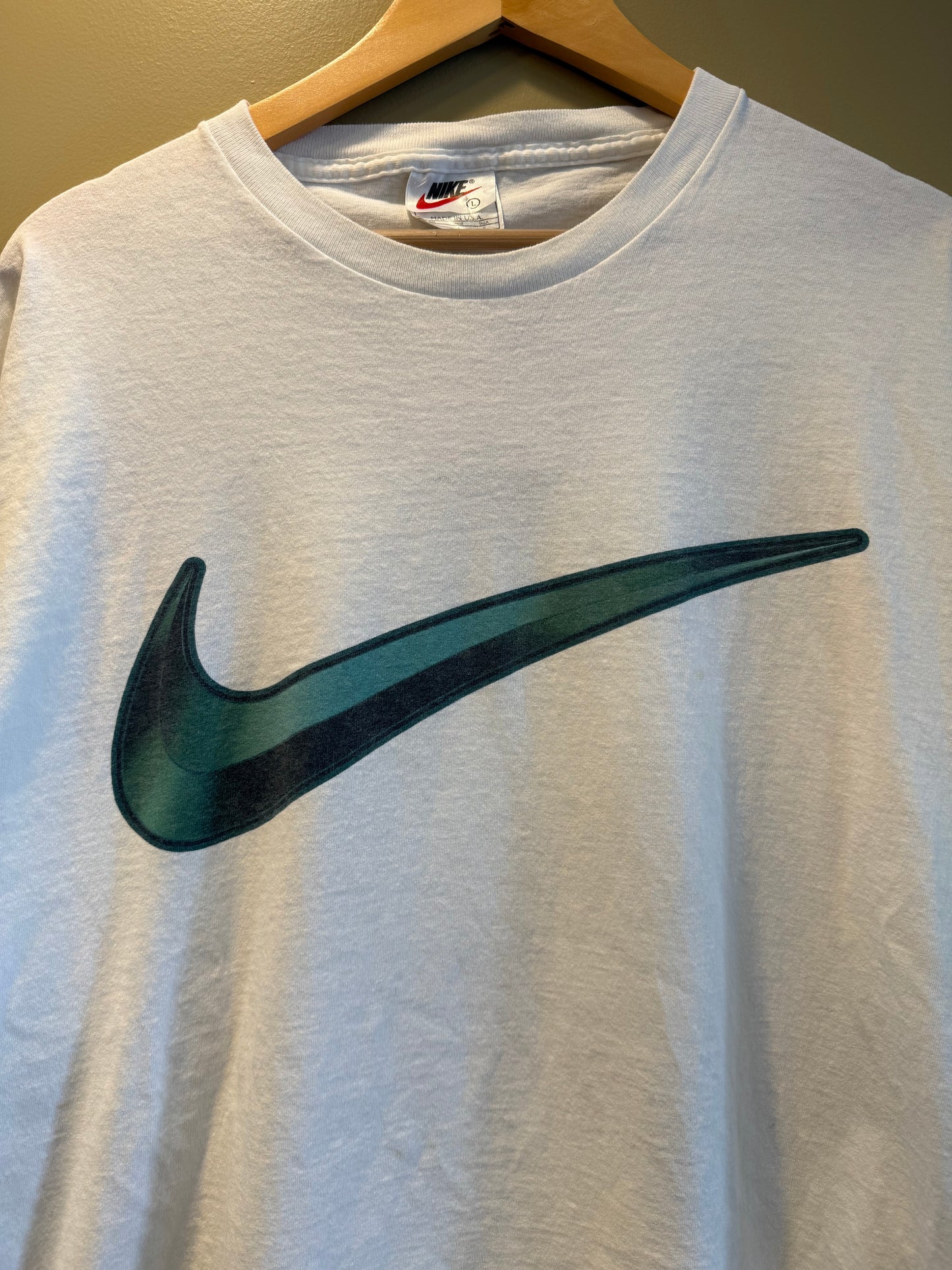 Vintage Nike Big Swoosh T-Shirt- L
