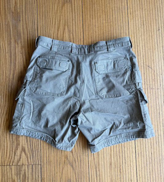 Vintage Duluth Trading Company Tan Cargo Shorts- 36