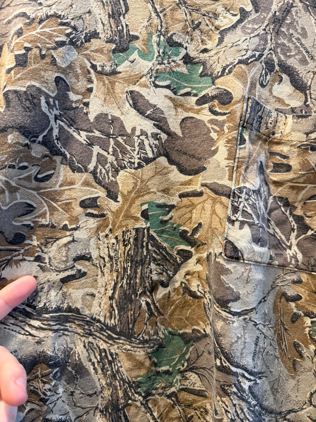 Vintage Walls Advantage Tree Camo Long-Sleeve Pocket T-Shirt- XXL