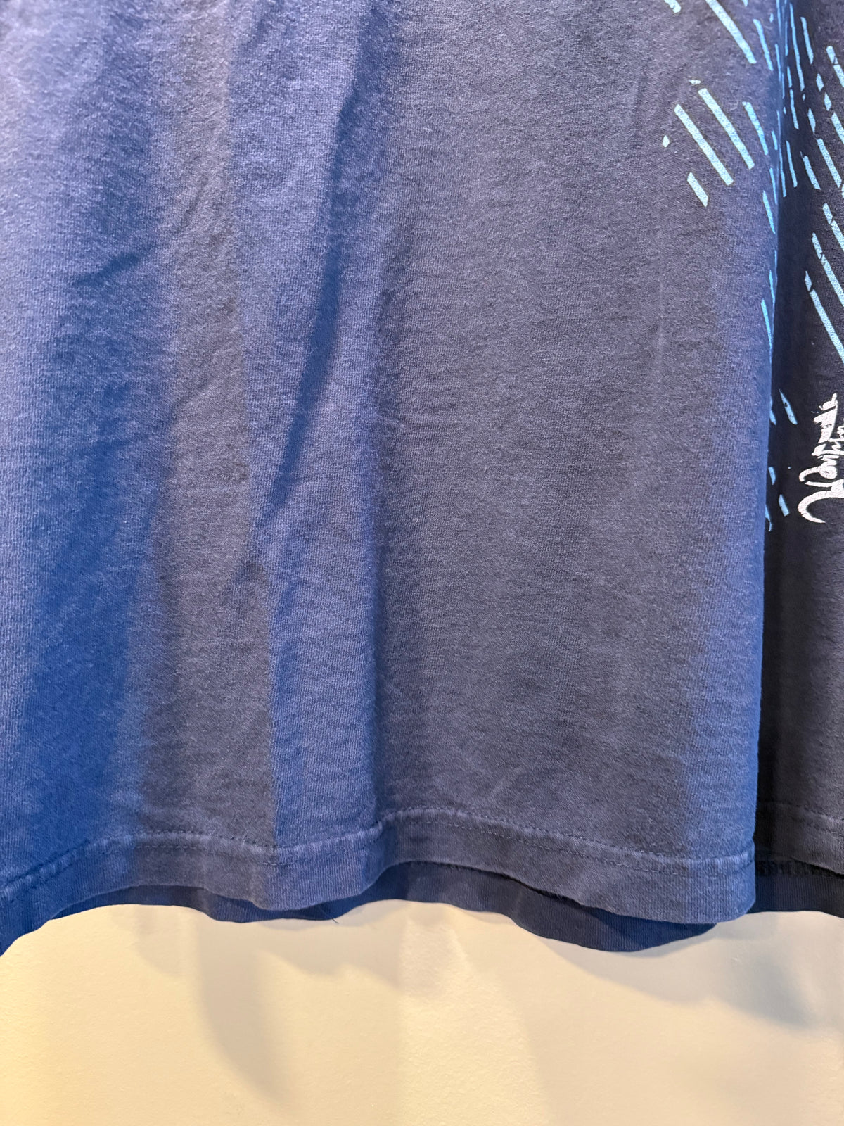 Vintage Quiksilver Navy Blue Shadow Print T-Shirt- M