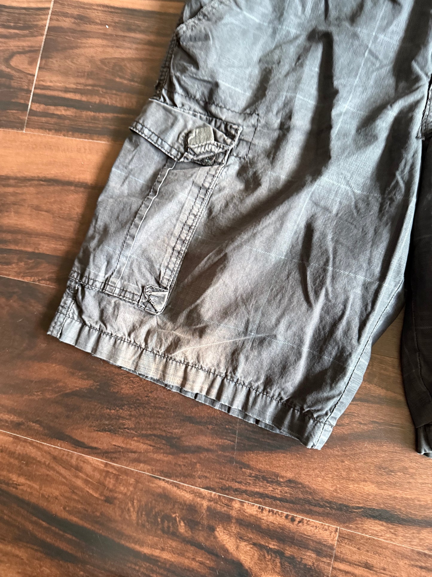 Vintage Motogear Black Checkered Cargo Shorts- 32