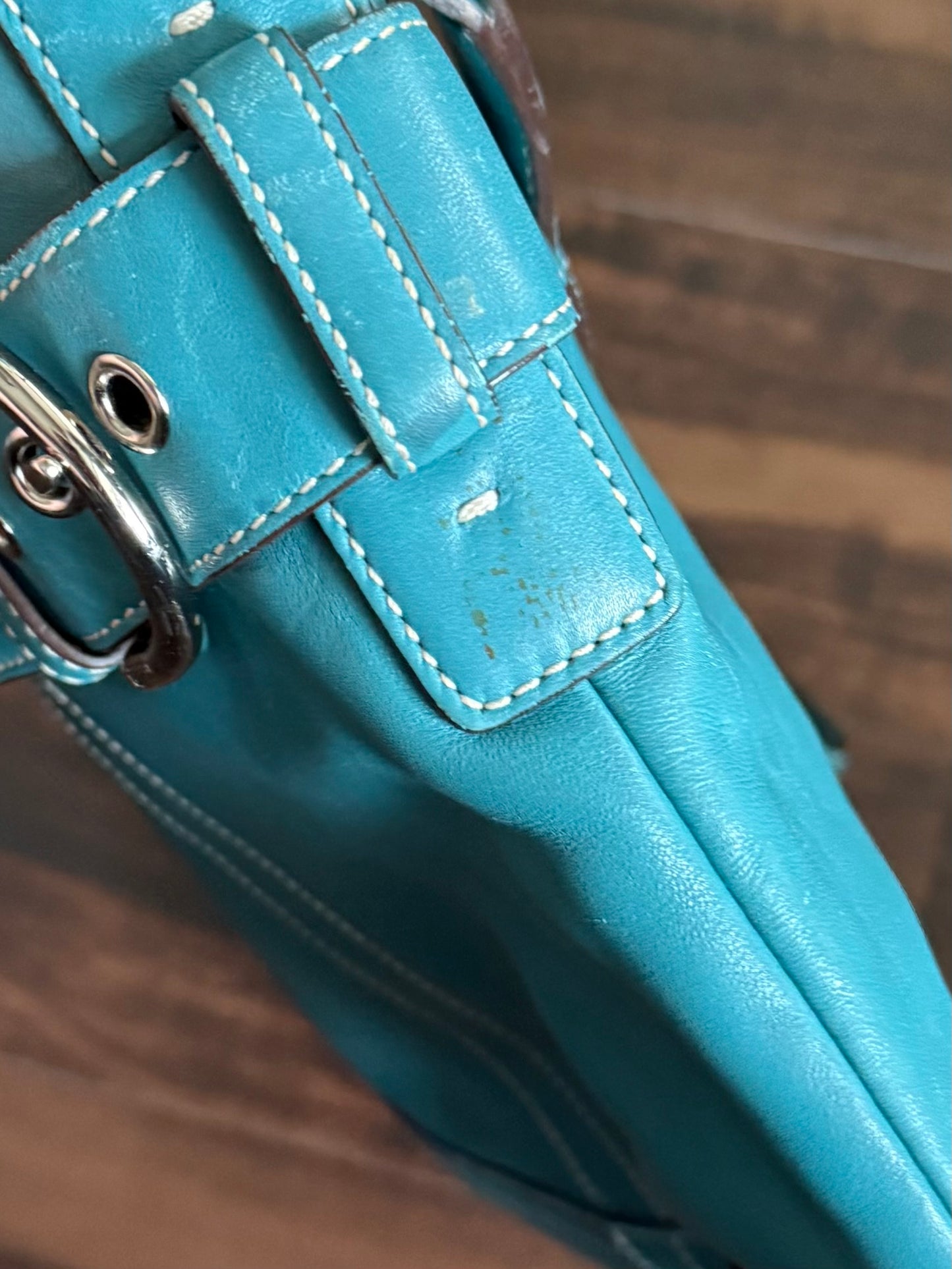 Vintage Authentic Coach Turquoise Leather Hobo Shoulder Bag