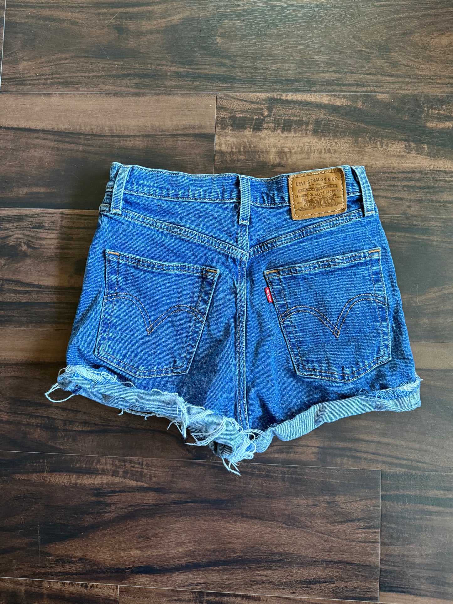 Levi’s Distressed Ribcage Denim Jean Shorts- 26
