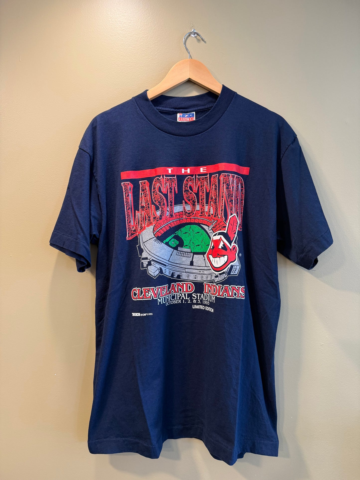 Vintage Cleveland Indians The Last Stand Municipal Stadium T-Shirt- XL