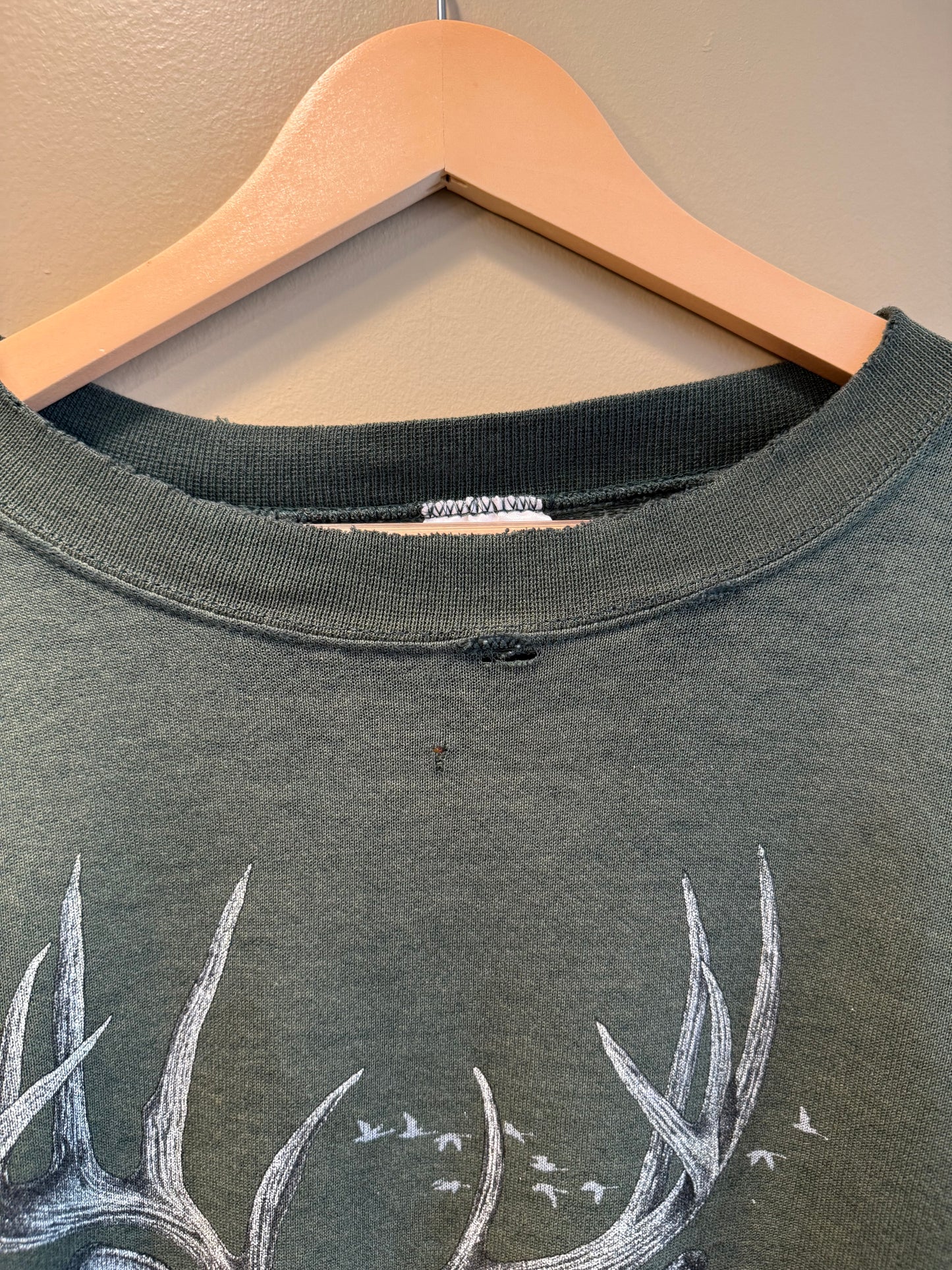 Vintage Buck Deer Nature Distressed Green Crewneck Sweatshirt- XL