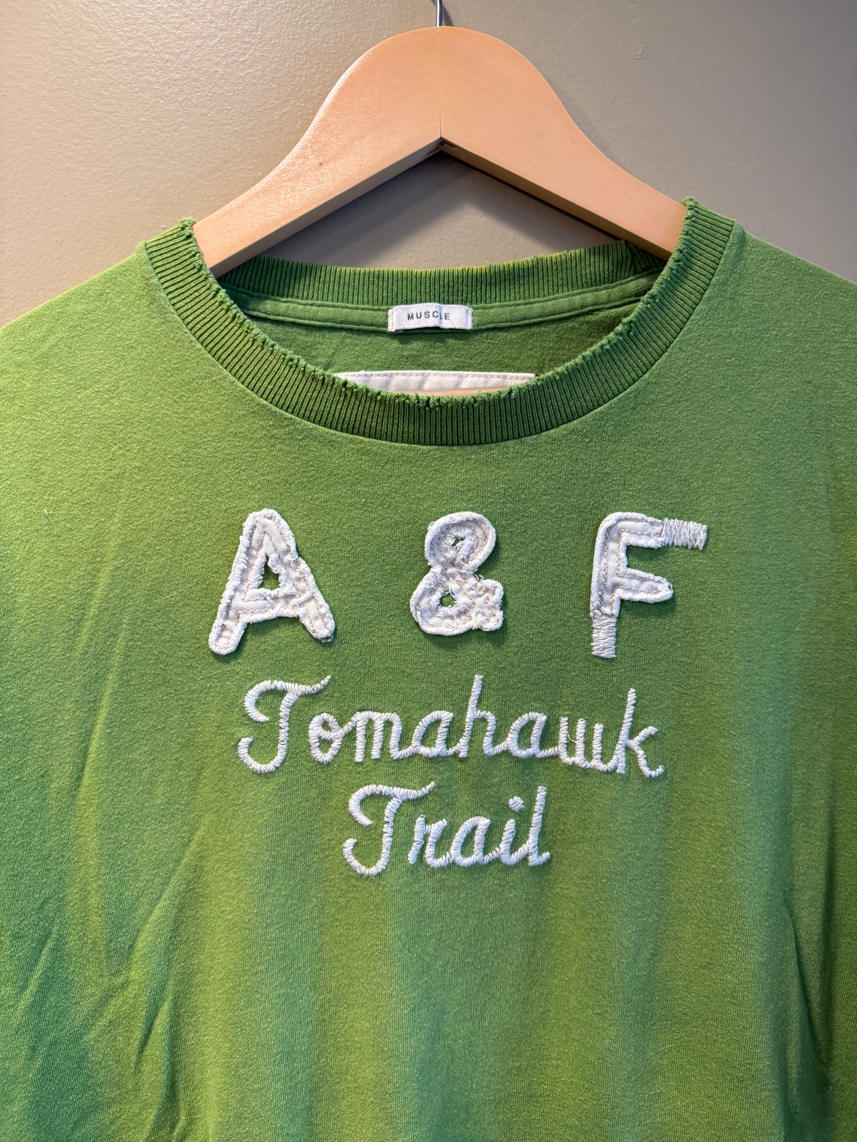 Vintage Abercrombie & Fitch Green Tomahawk Trail T-Shirt- L/XL