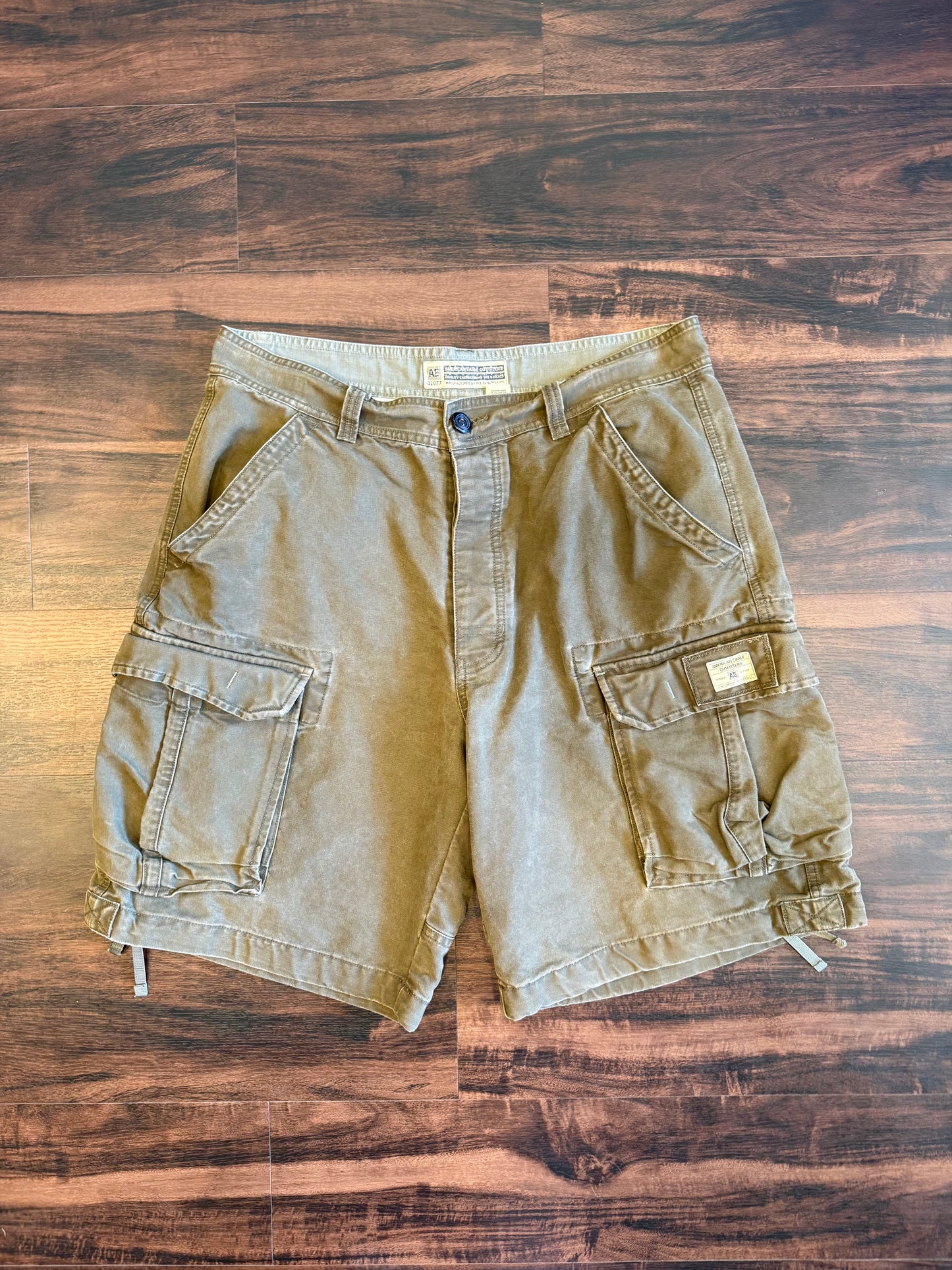 Vintage American Eagle Outfitters Green Canvas Cargo Shorts- 34
