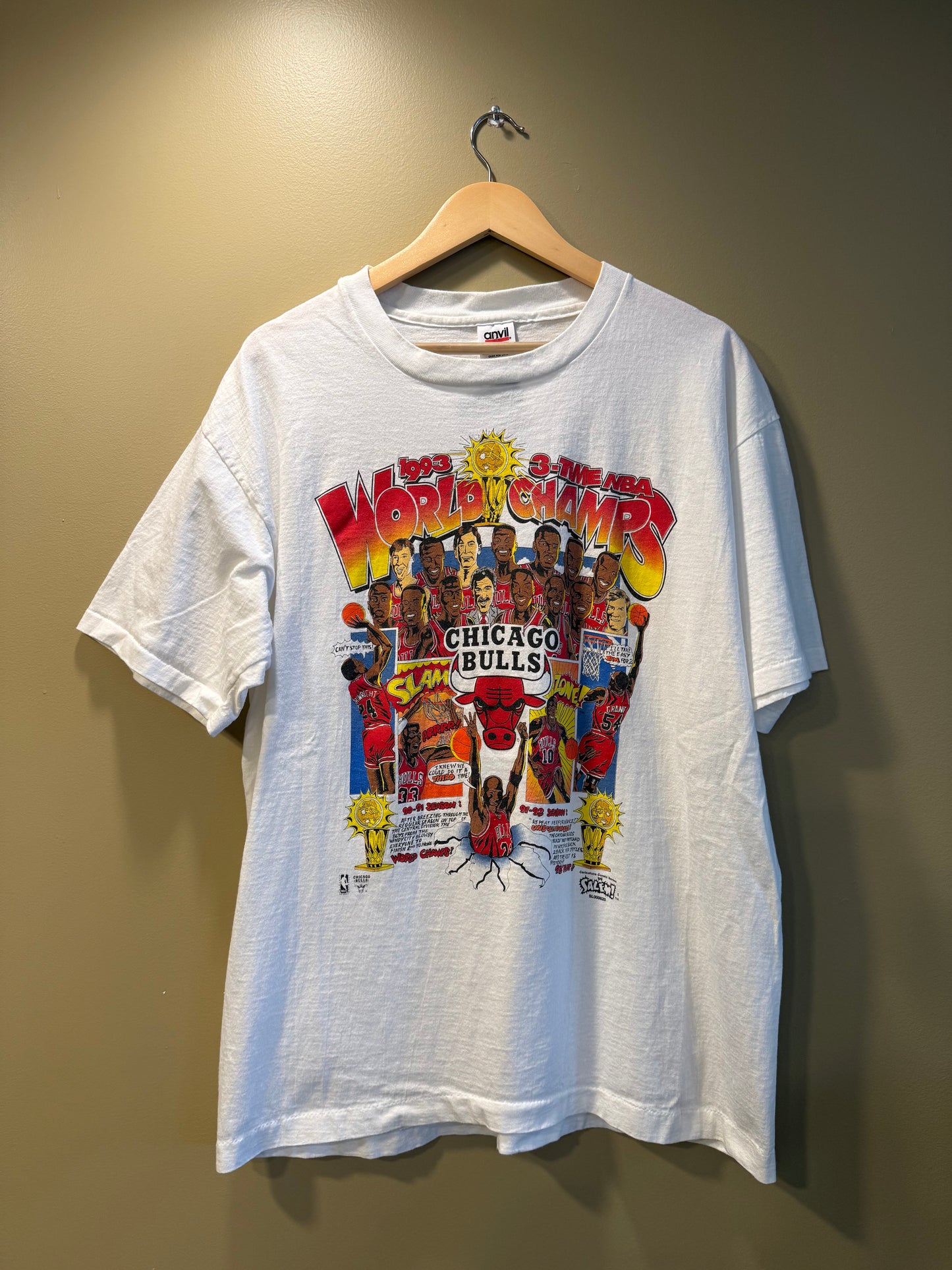 Vintage Salem Sportswear Chicago Bulls 3-Peat Championship Caricature T-Shirt- L