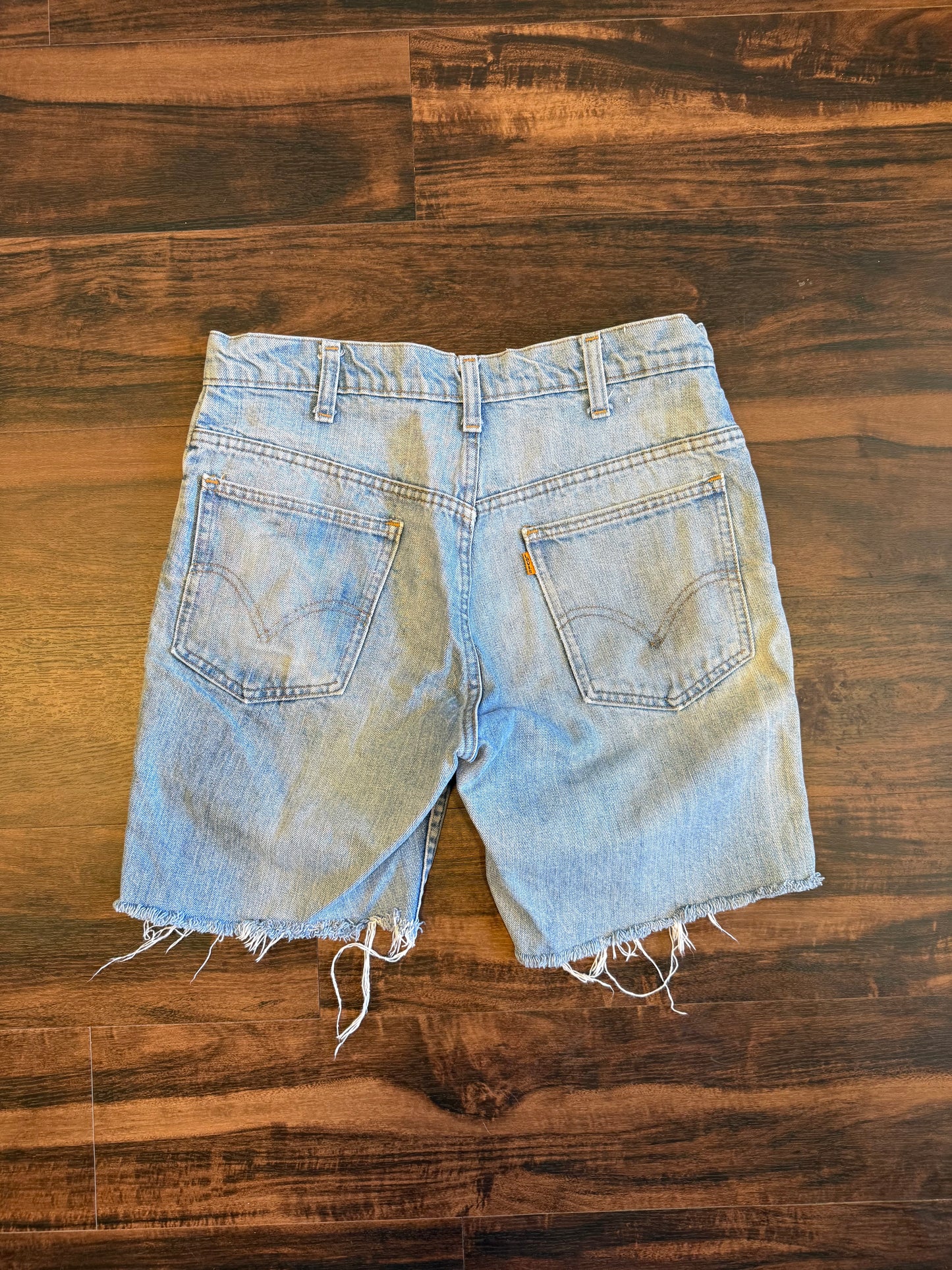 Vintage Levi’s Orange Tab Light Wash Denim Jean Shorts- 30
