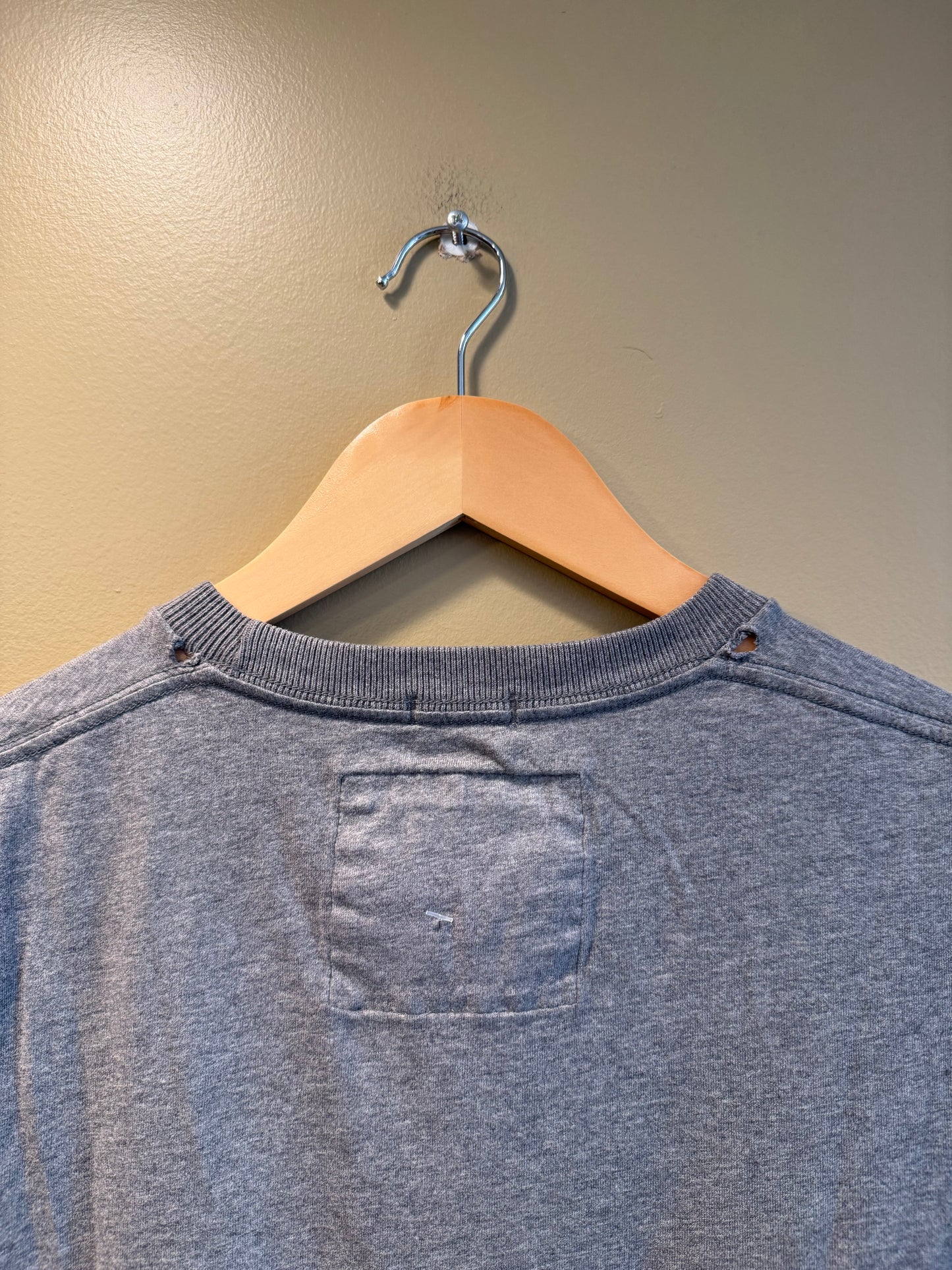 Vintage Abercrombie & Fitch Gray T-Shirt- S/M