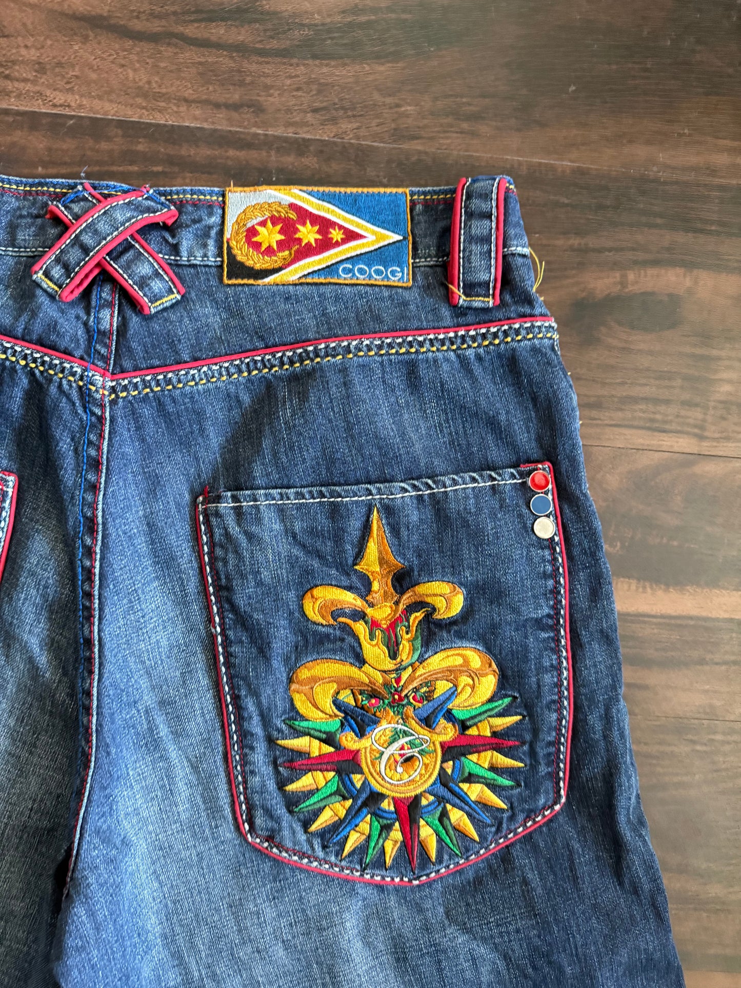 Vintage Y2K Coogi Compass Embroidered Denim Jean Shorts- 34