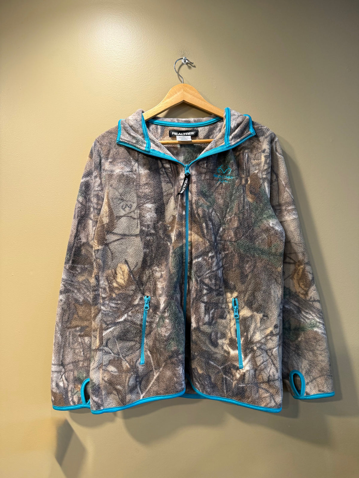 Vintage RealTree Blue Accent Camo Fleece Jacket- M