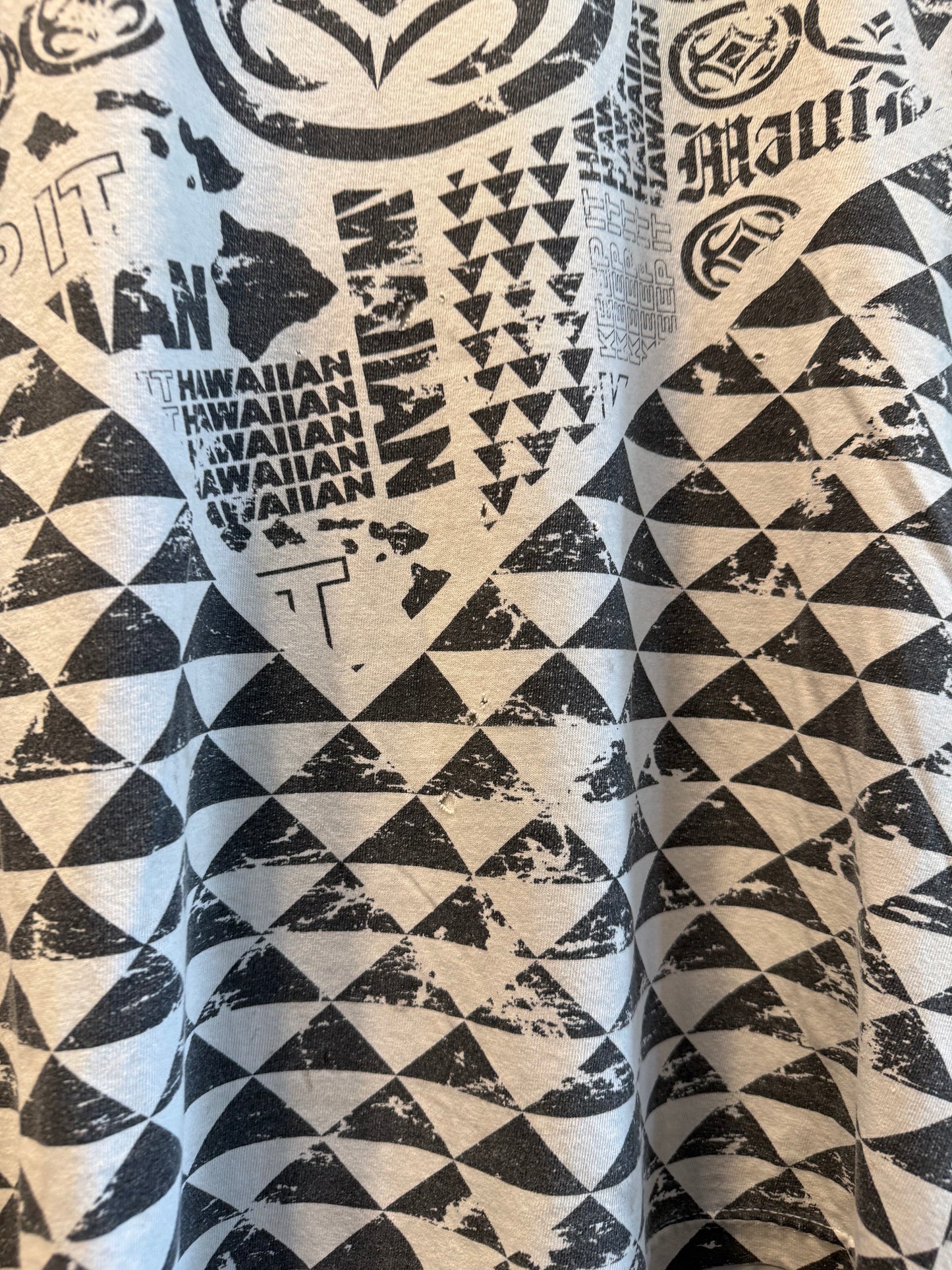 Vintage Maui Built All Over Print White Surfwear T-Shirt- L