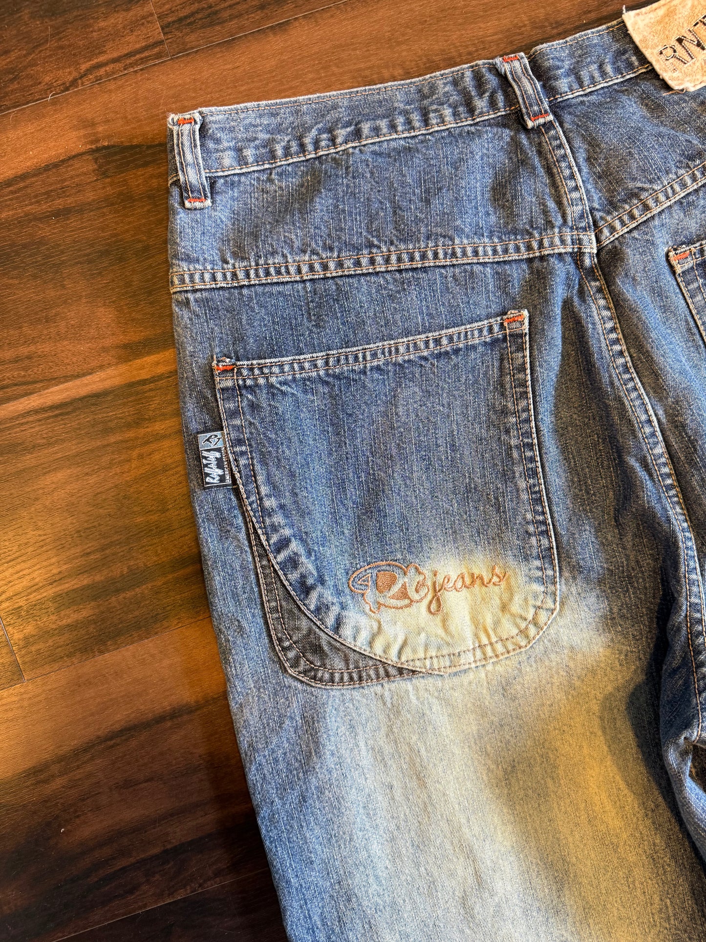 Vintage Ruff & Tuff Light Wash Embroidered Streetwear Baggy Jeans- 34x31