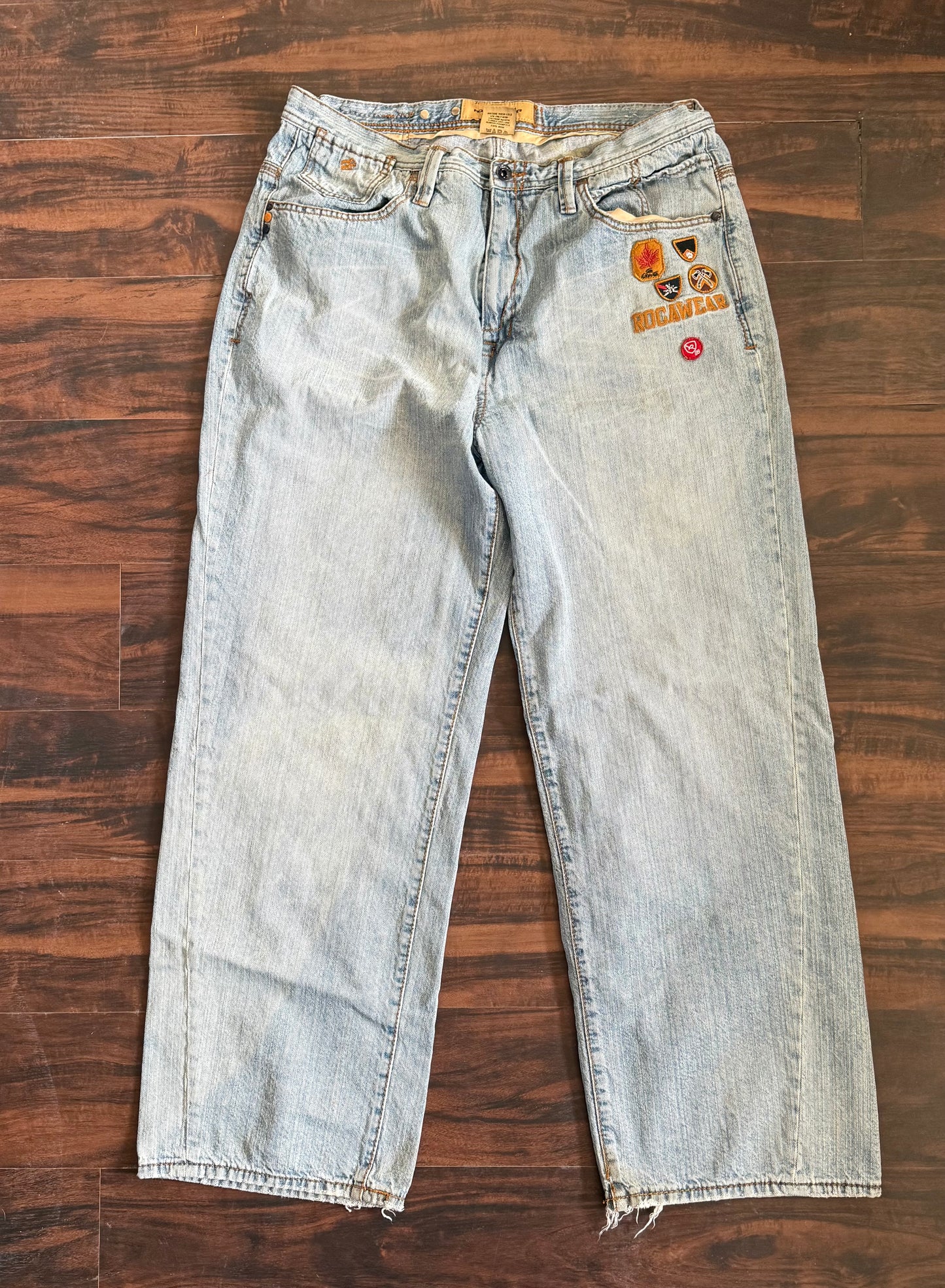 Vintage Roca Wear Light Wash Streetwear Denim Jeans- 36x31