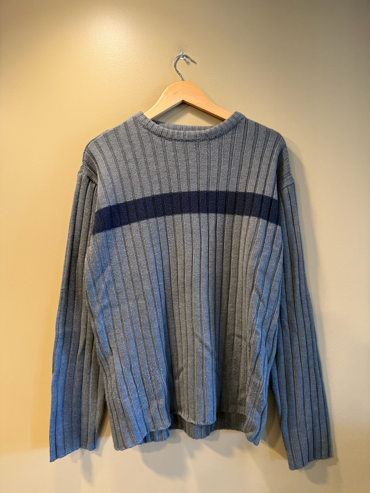 Vintage Aeropostale Gray and Navy Knit Sweater - L