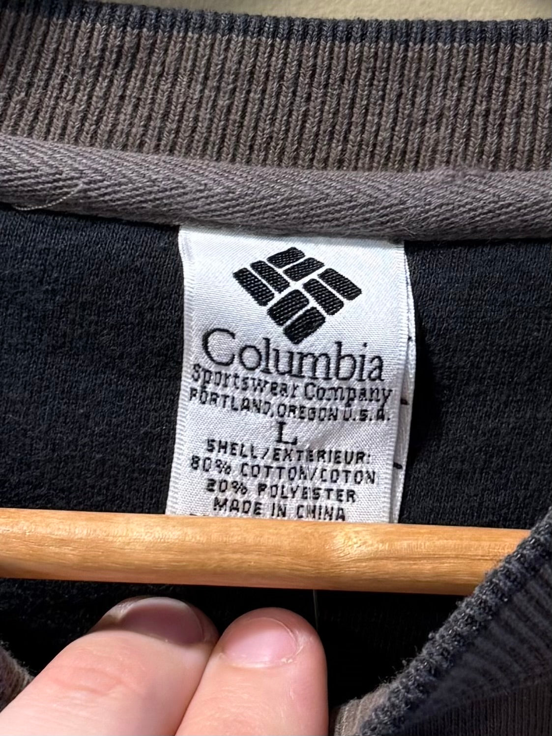 Vintage Columbia Sportswear Embroidered Brown Crewneck Sweatshirt- L